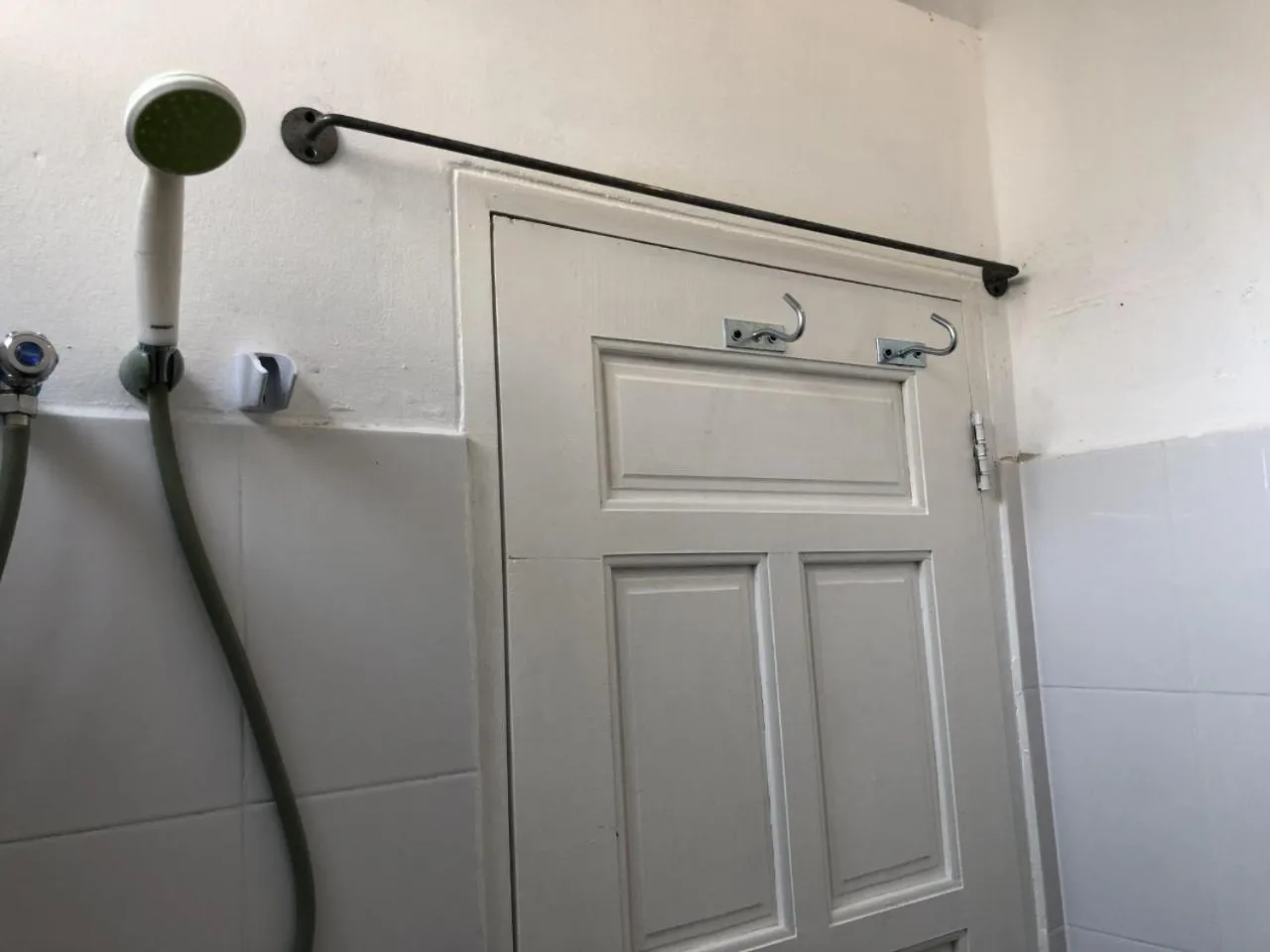 Bathroom in PLOY Hostel