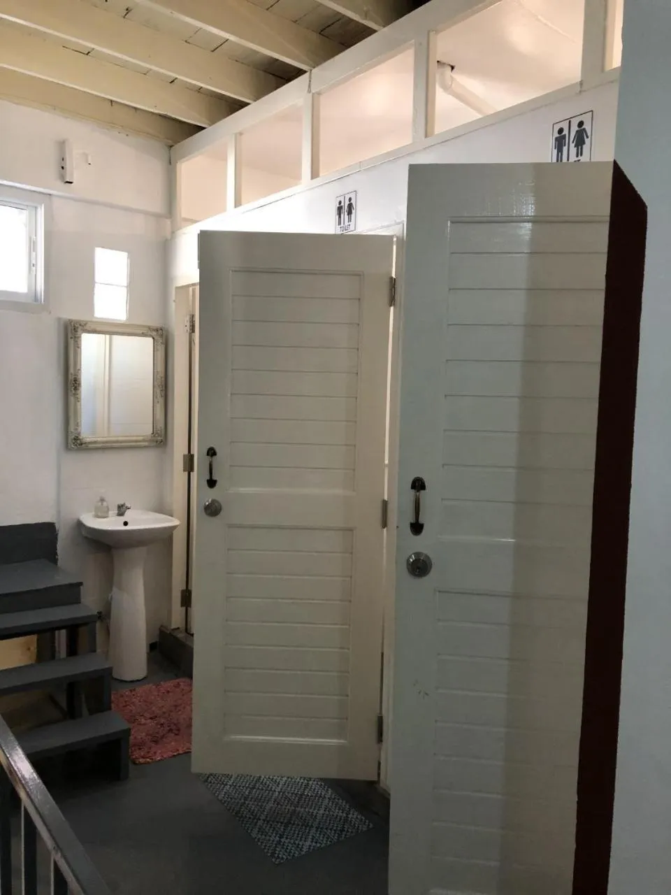 Bathroom in PLOY Hostel