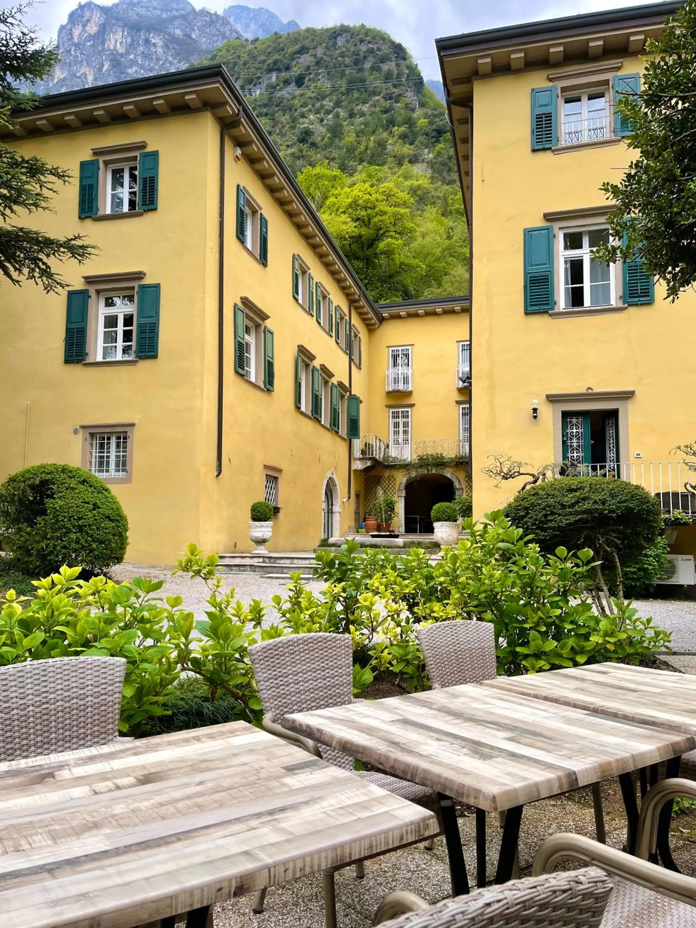 Property building in Villa Angelica