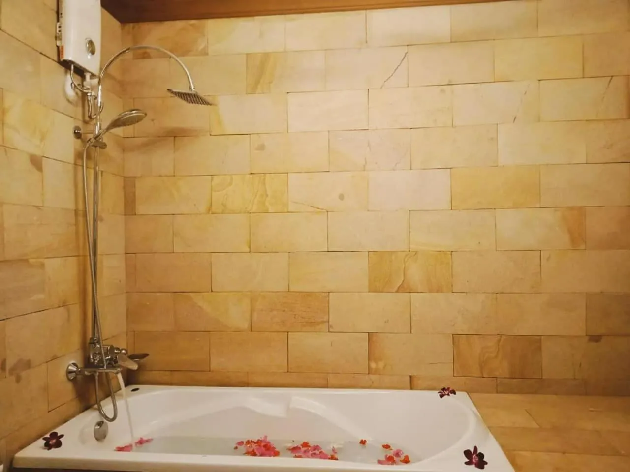 Kirirom Hillside Resort