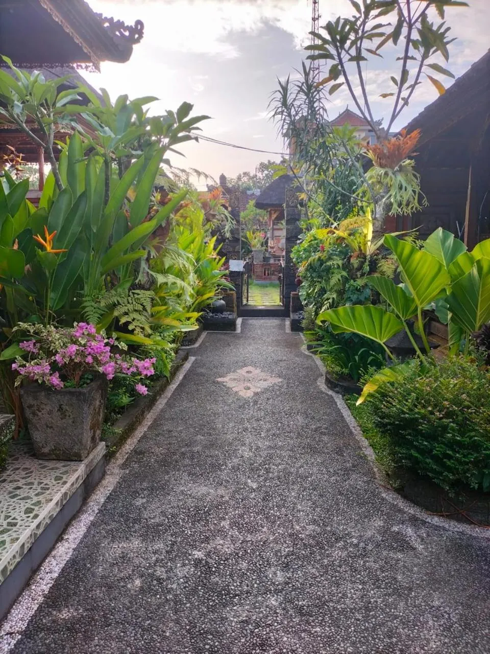 Property building in Ojek's Homestay