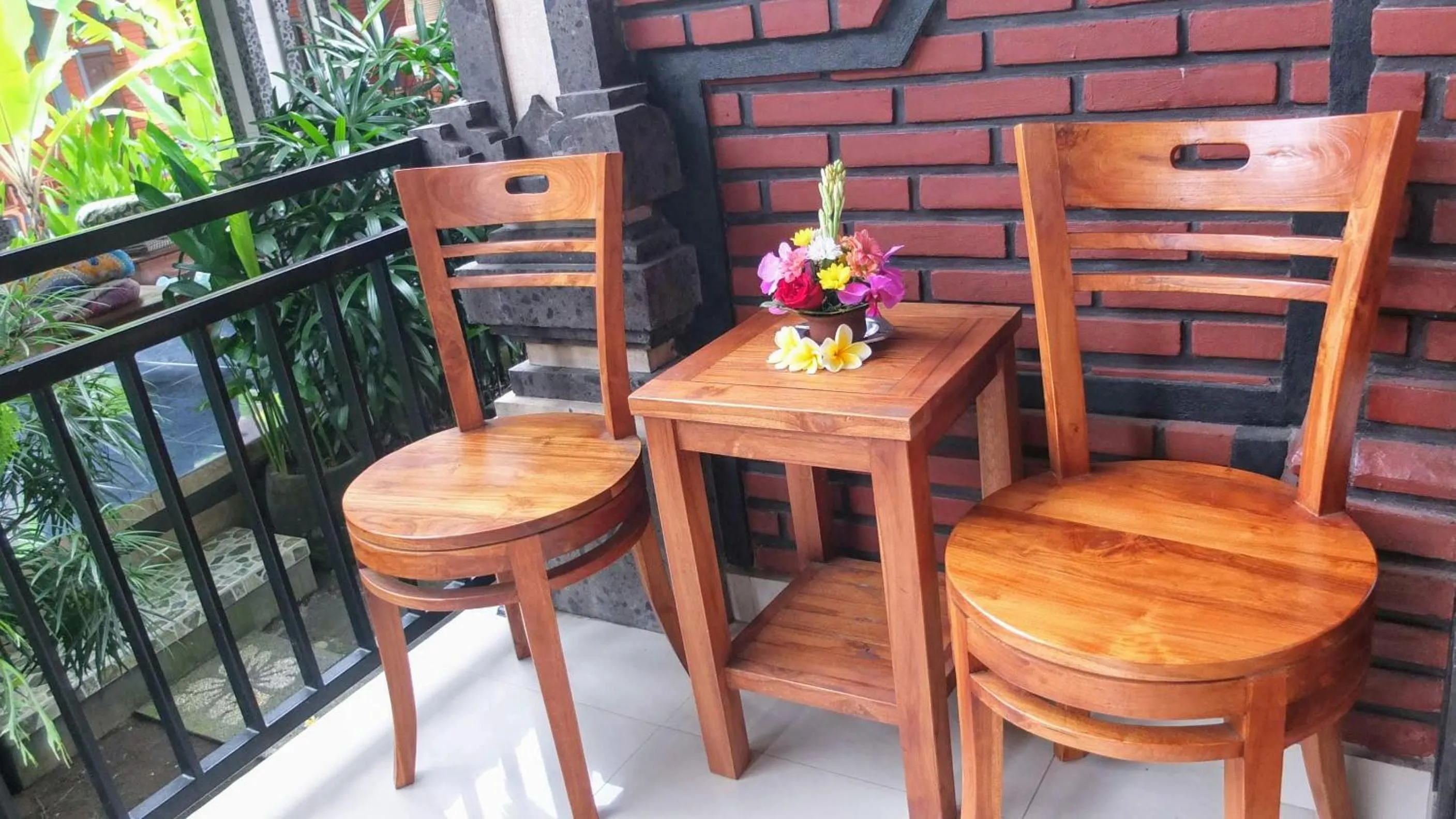 Balcony/Terrace in Ojek's Homestay