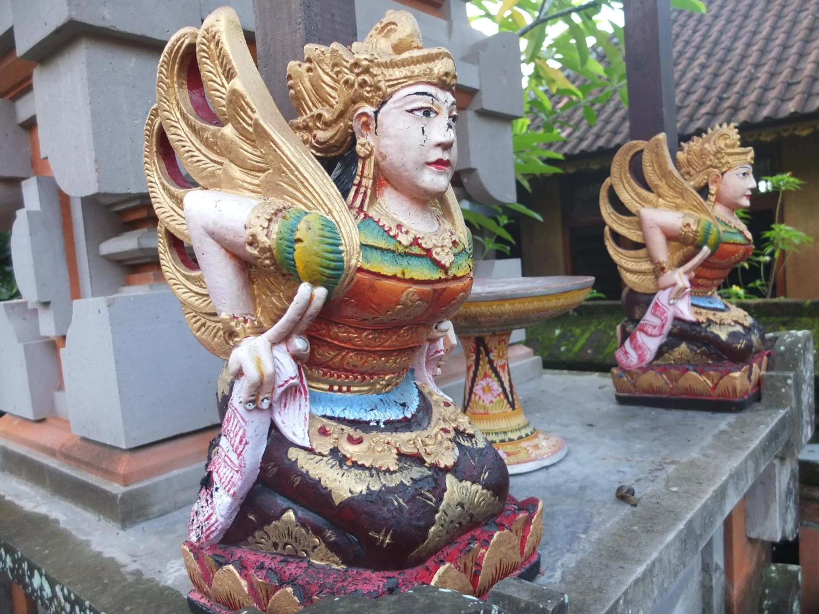 Property building in Ojek's Homestay