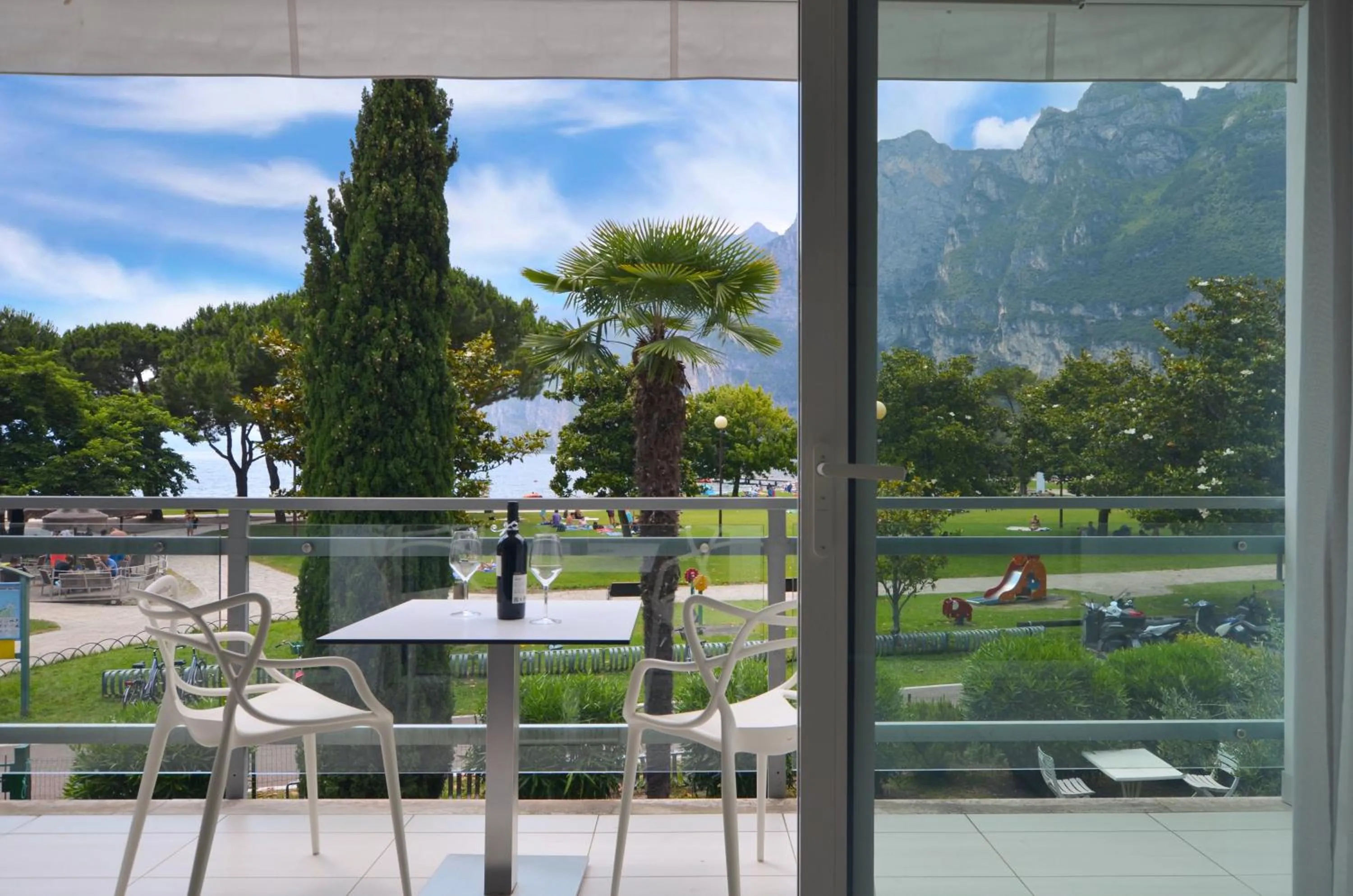 Club Nautico - Phoenix Studio Lake View