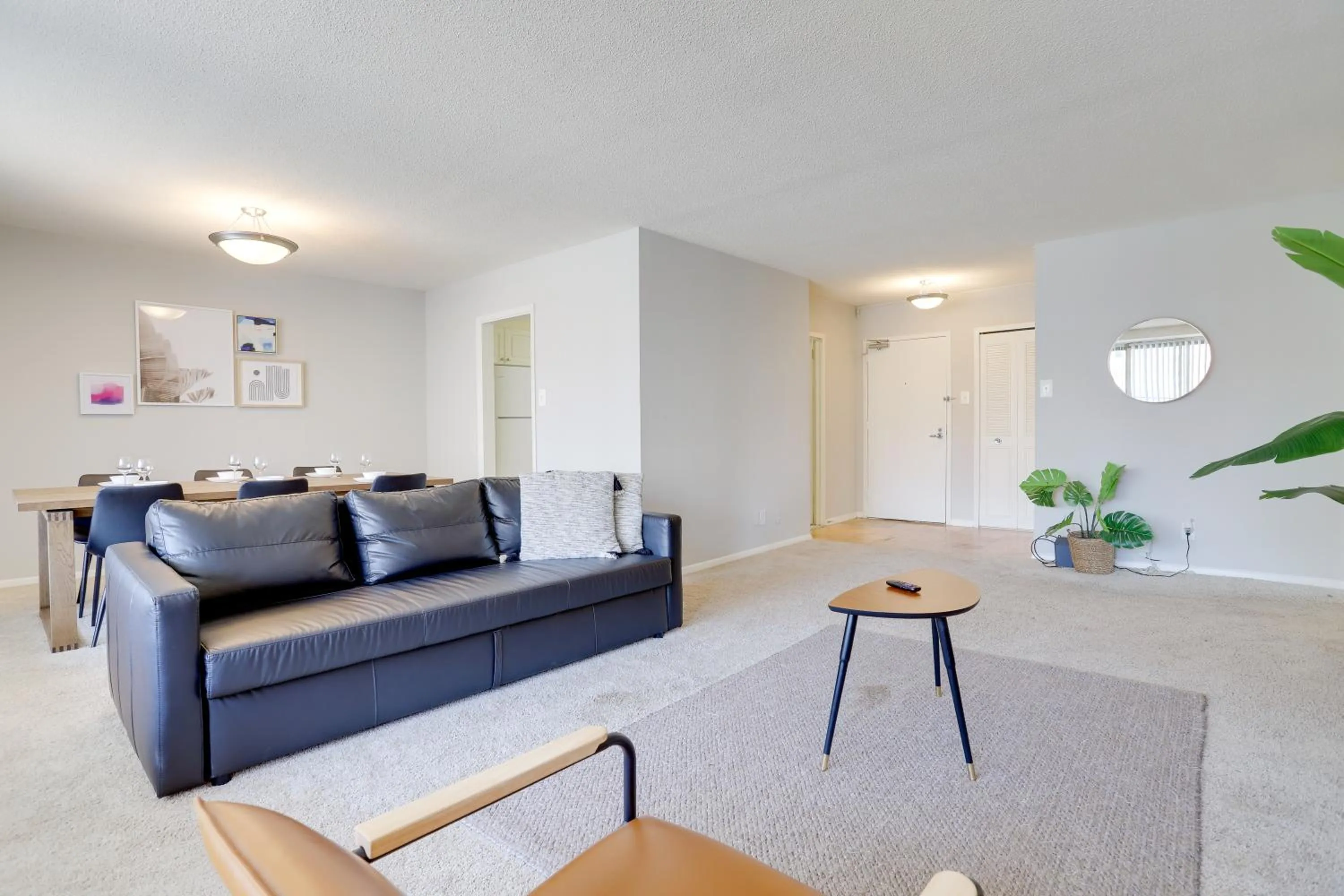 Living room in Beautiful 2BR Apartment at Crystal City With Gym