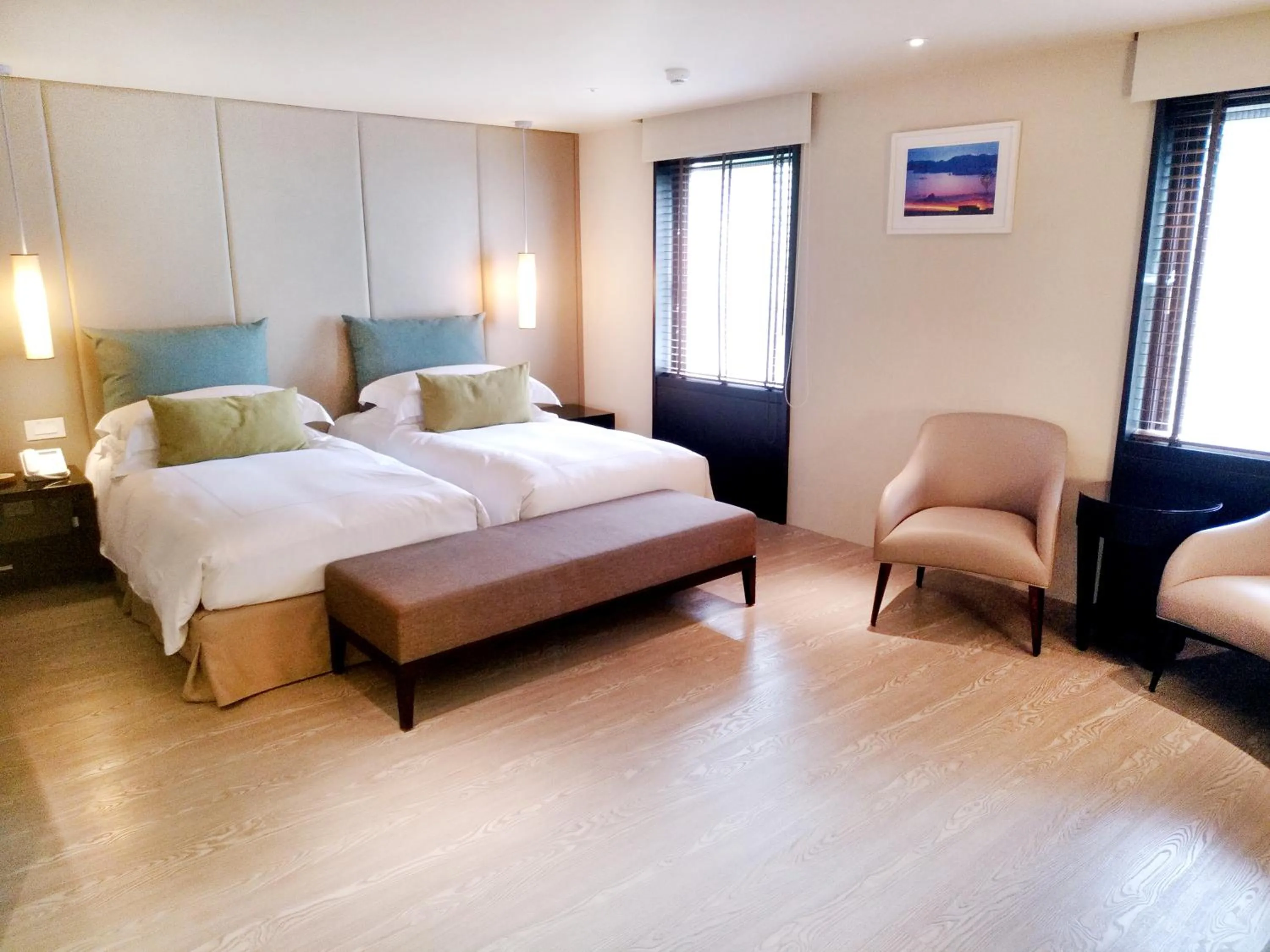 People, Bed in The Gaia Hotel - Taipei