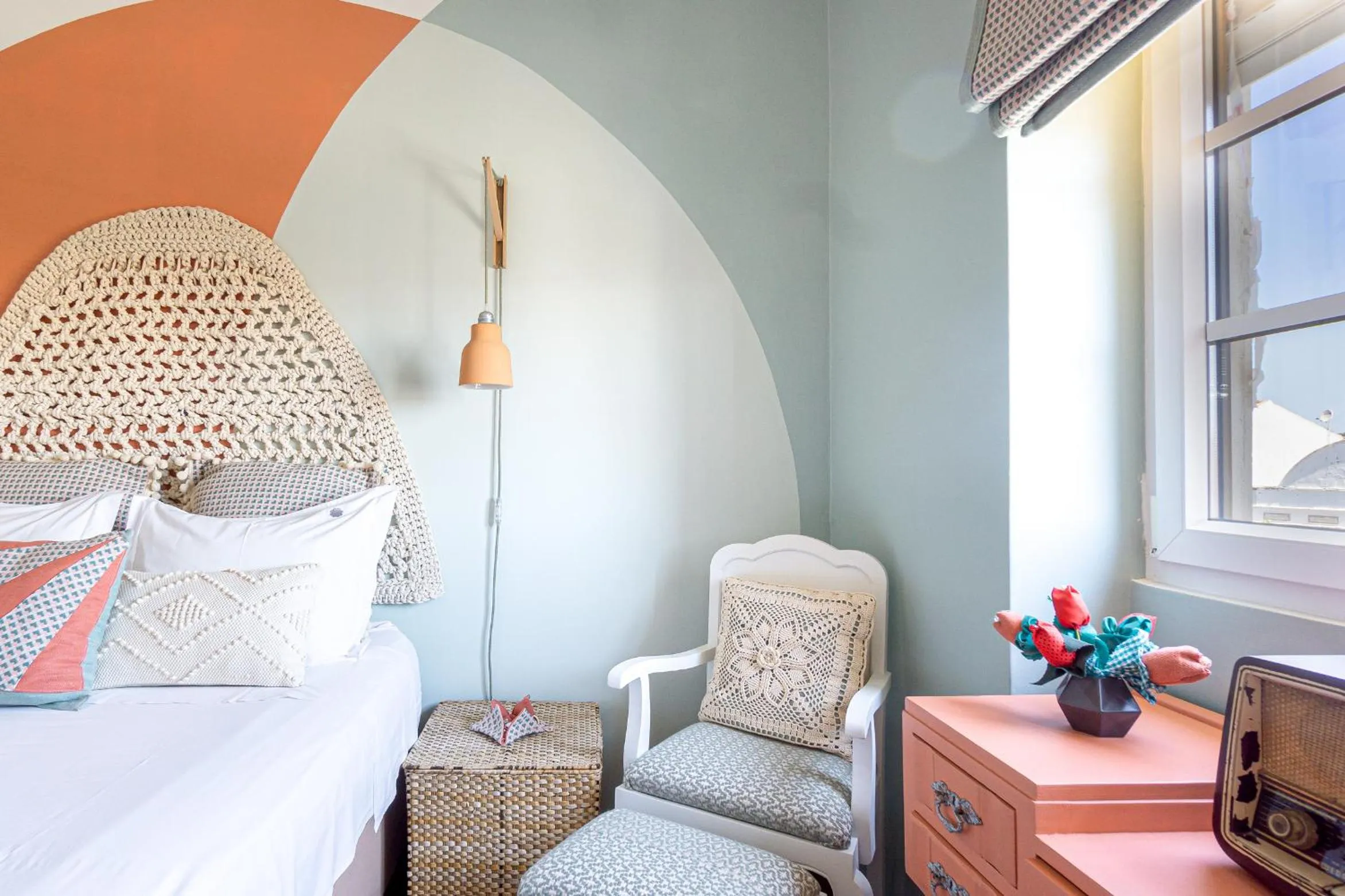 Decorative detail, Bed in Casas da Formosa - Downtown Alegria B&B