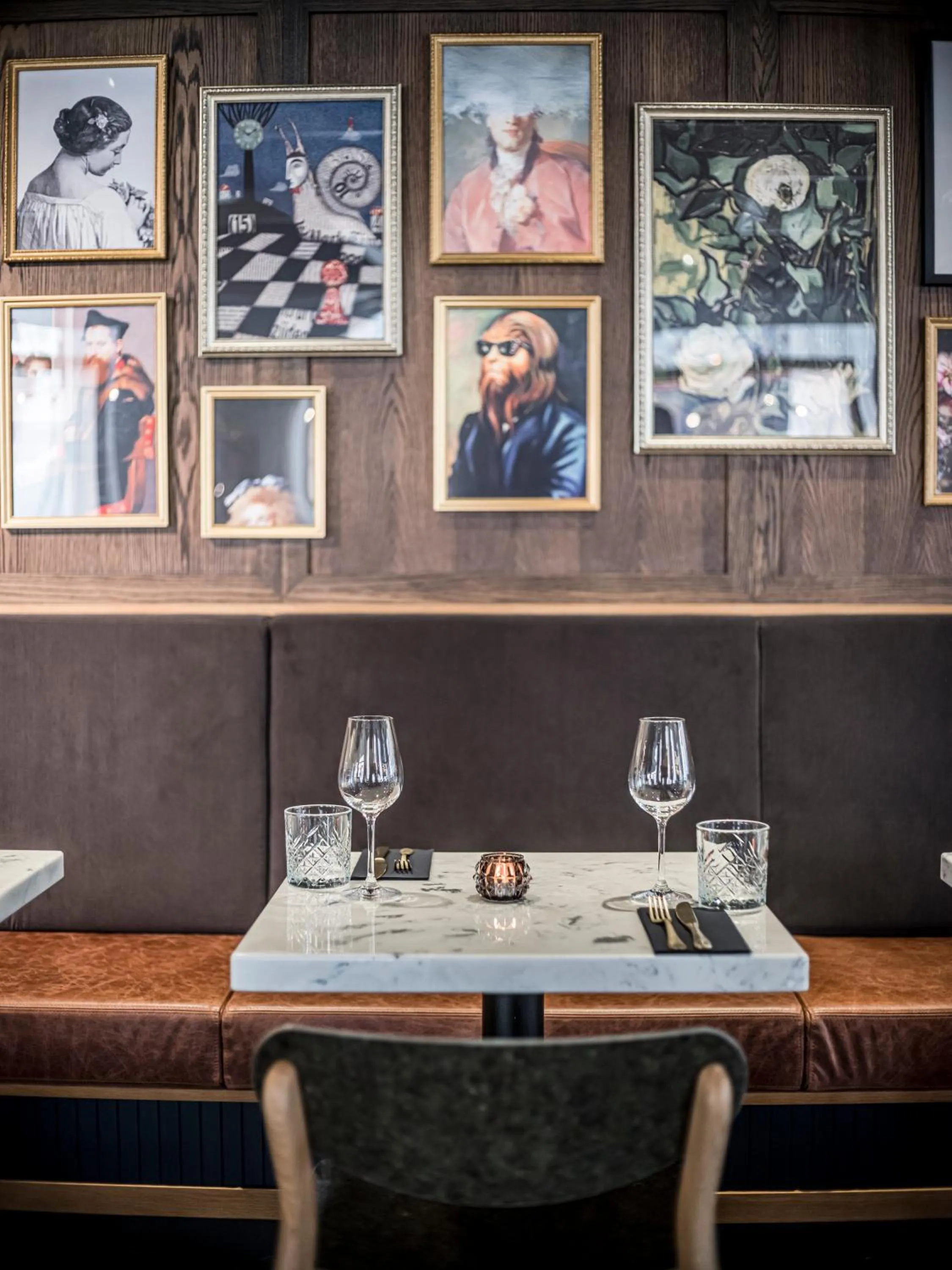 Dining area in Novotel Den Haag City Centre