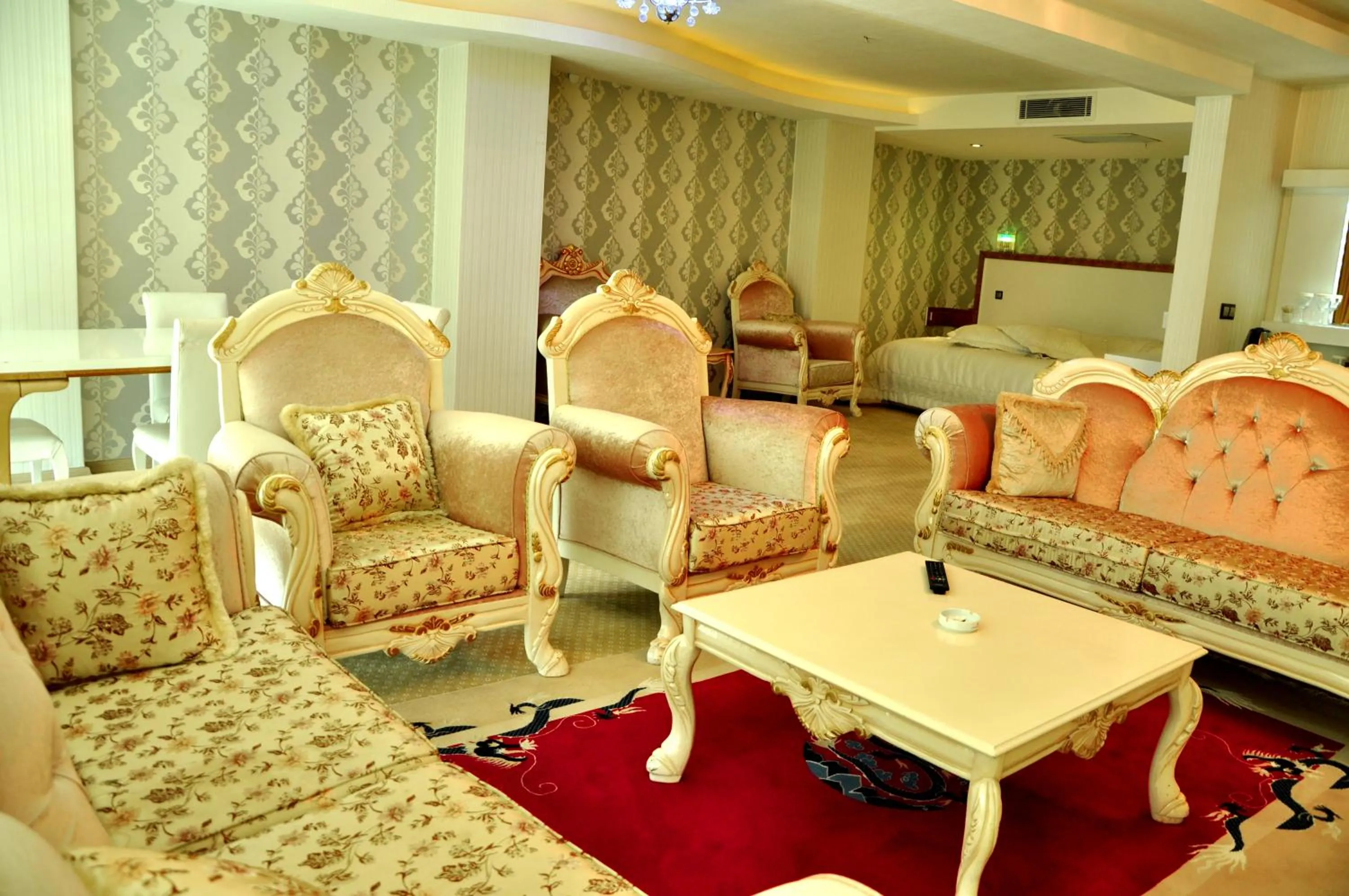 Decorative detail in The Ancient Mesopotamia Hotel