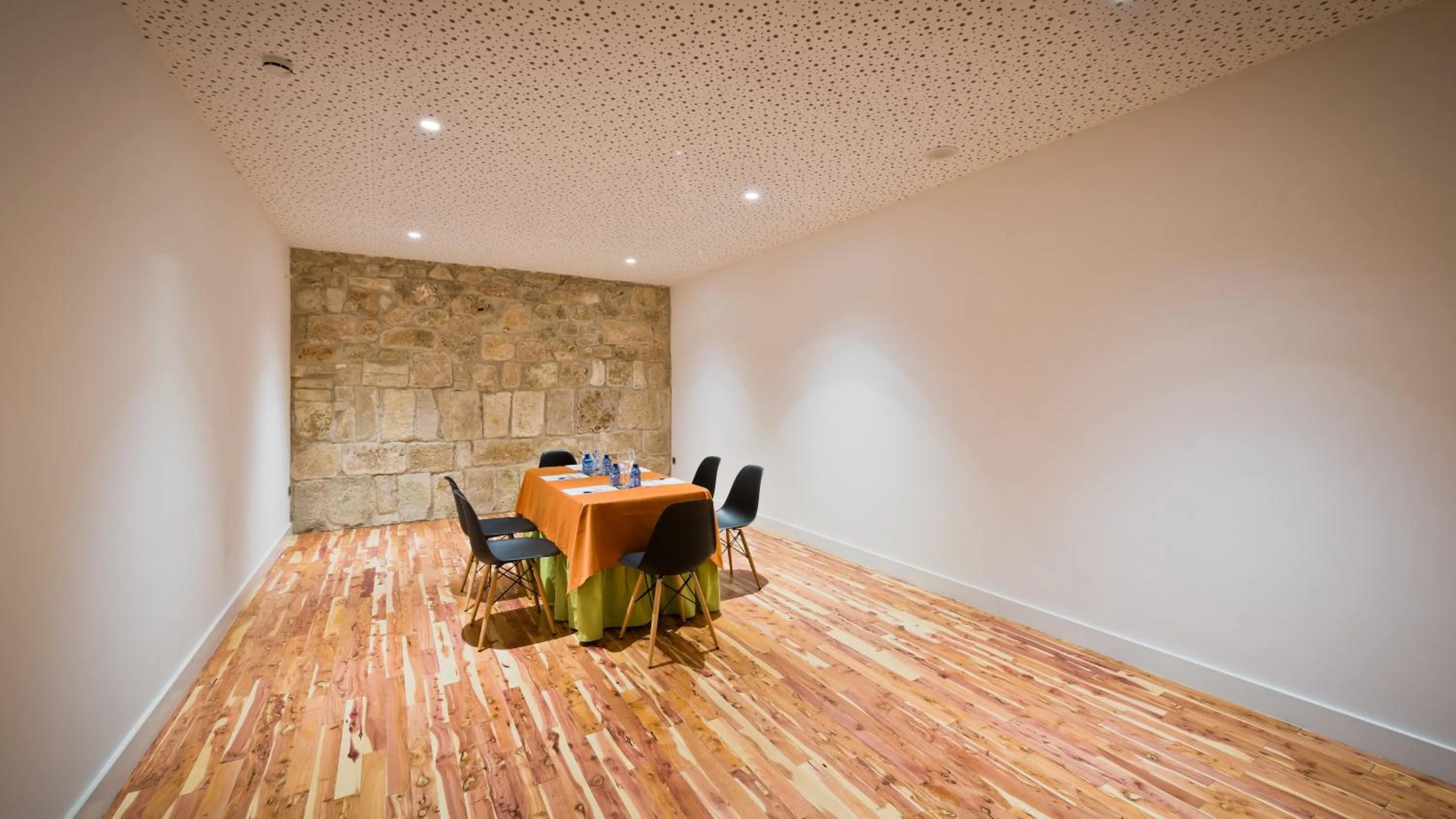 Banquet/Function facilities in Hotel Las Casas de Pandreula