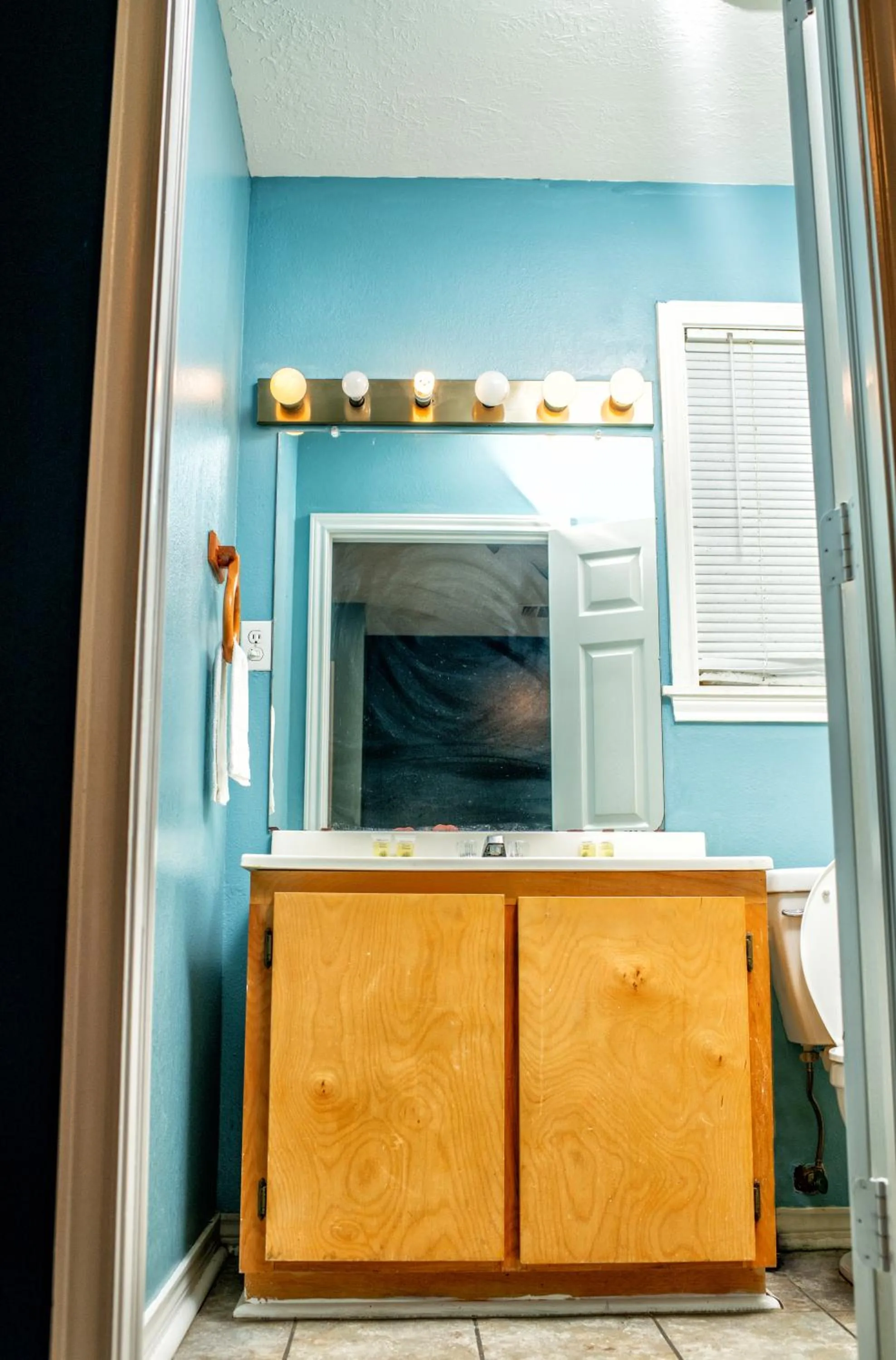 Bathroom in captain's quarters
