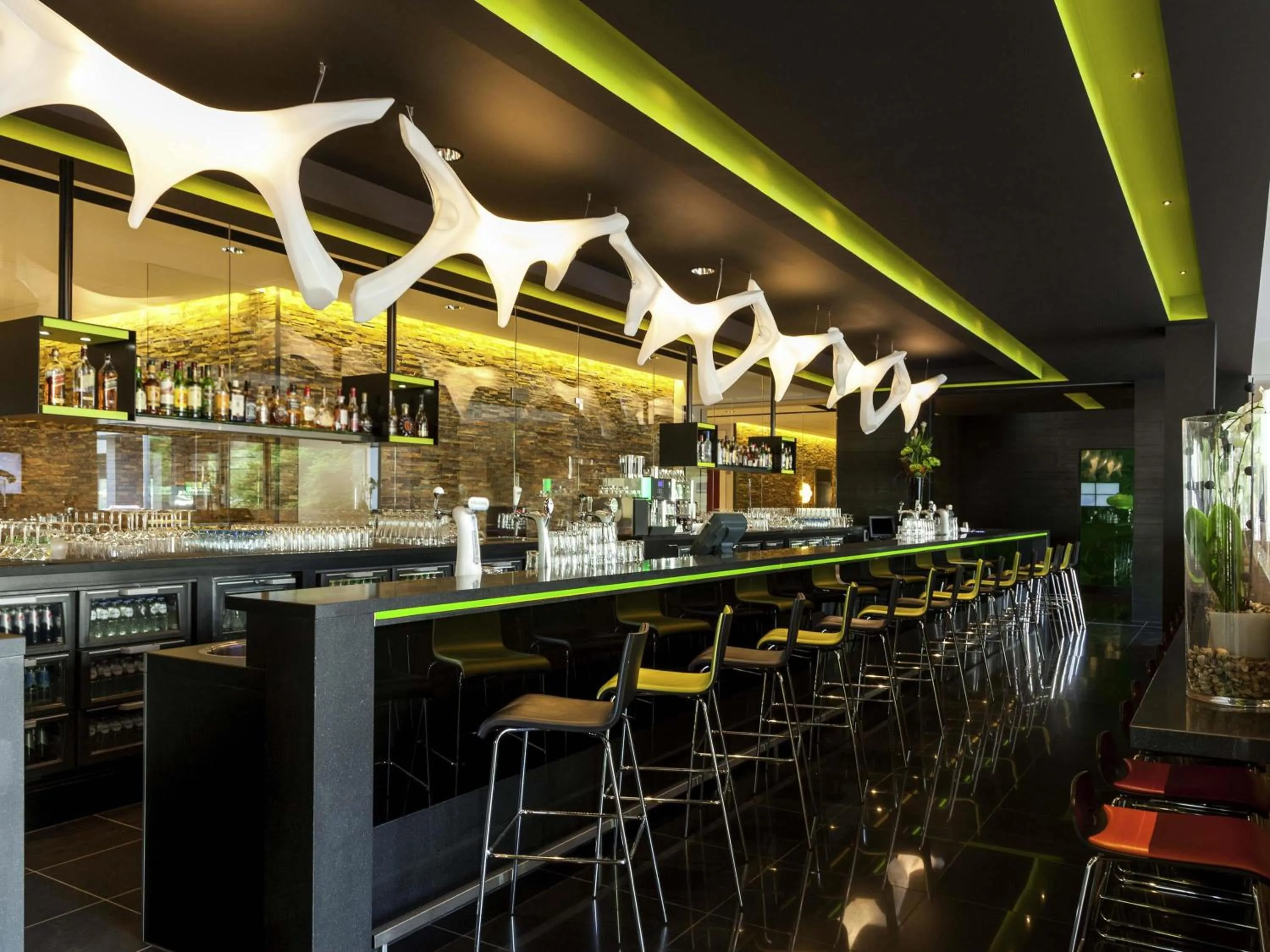 Restaurant/places to eat in Novotel Amsterdam City