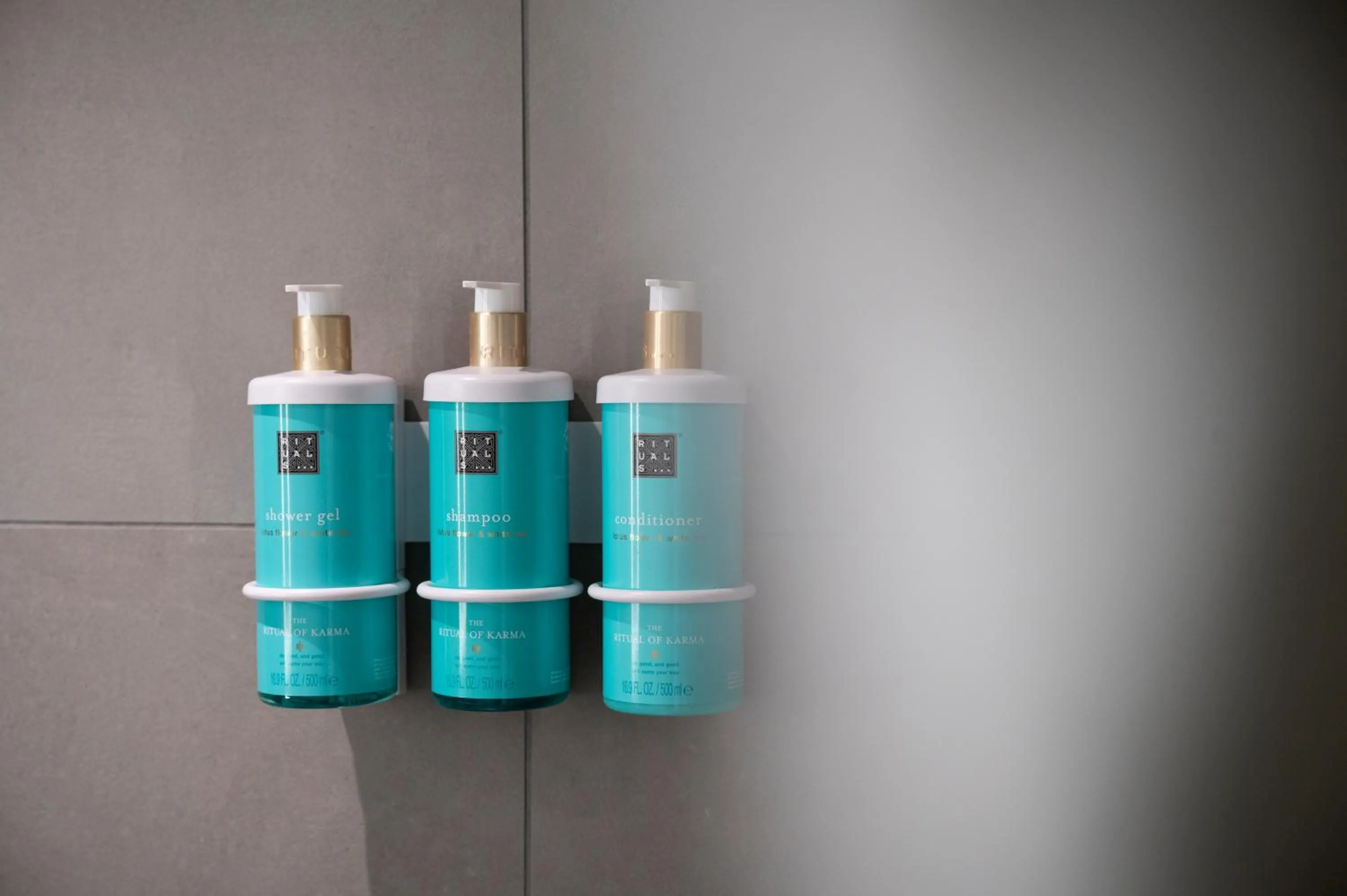 Bedroom in Novotel Amsterdam City