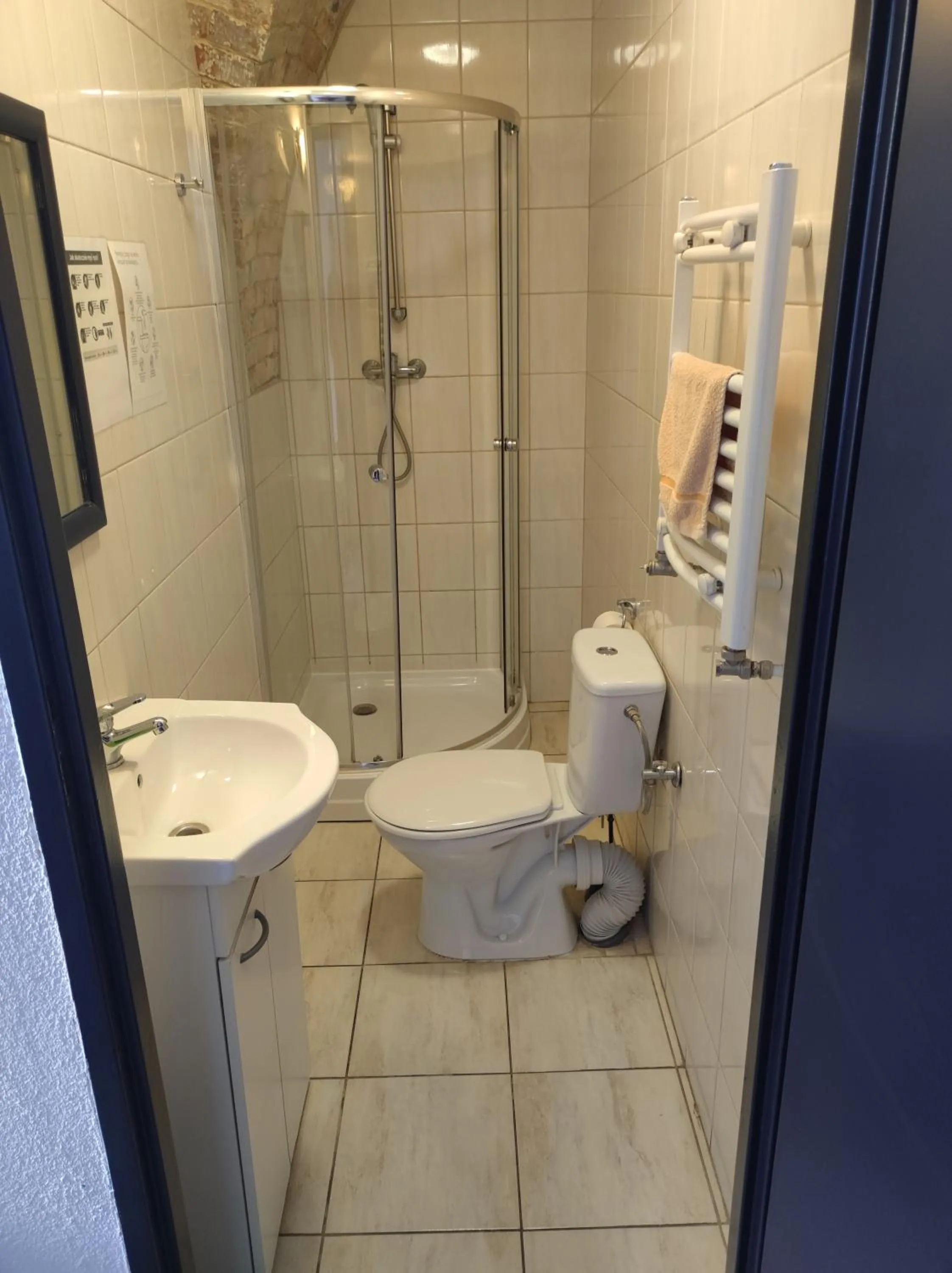 Shower in Twierdza Toruń - Fort IV