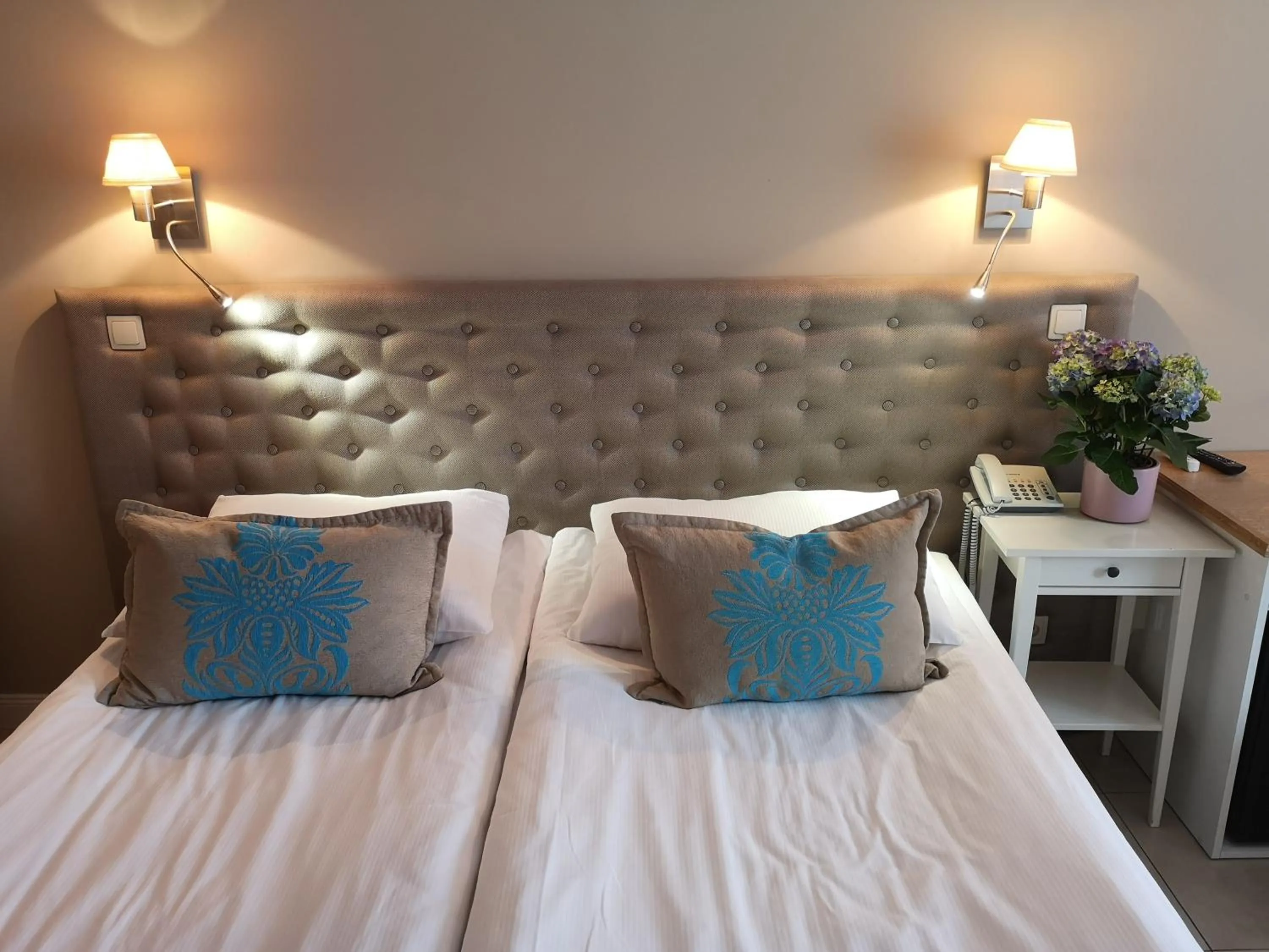 Bed in Riviera Resort Airport Modlin