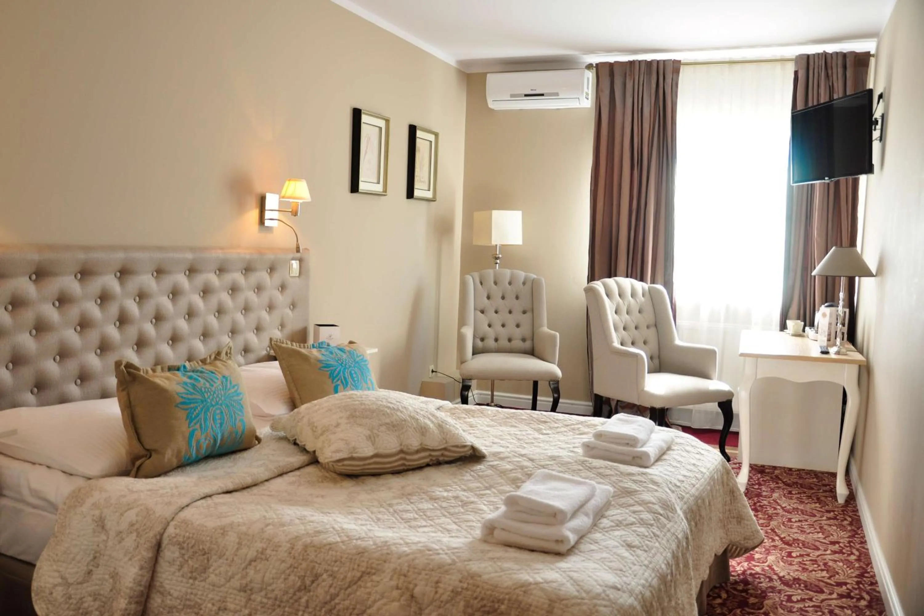 Bed in Riviera Resort Airport Modlin