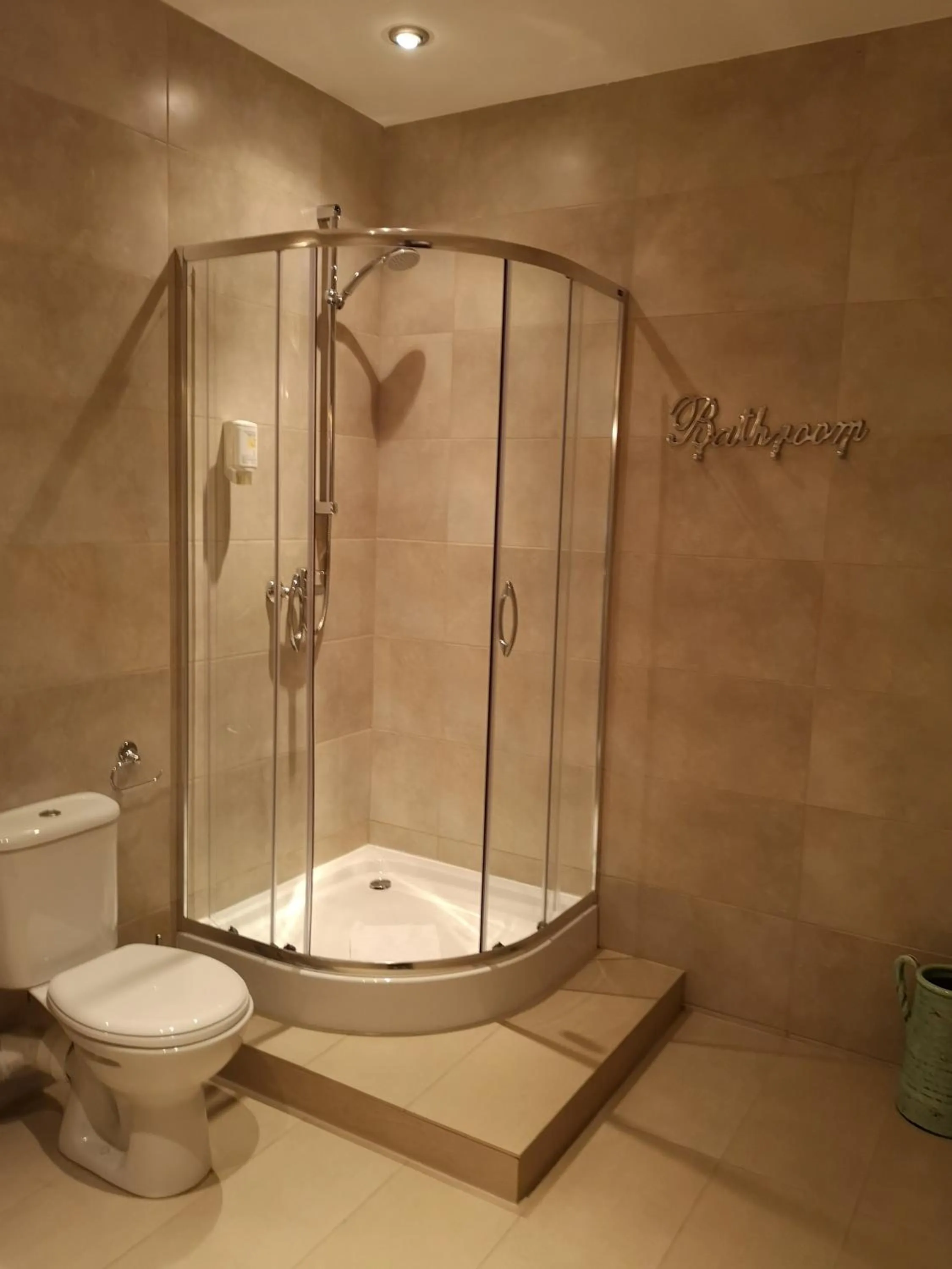 Shower in Riviera Resort Airport Modlin