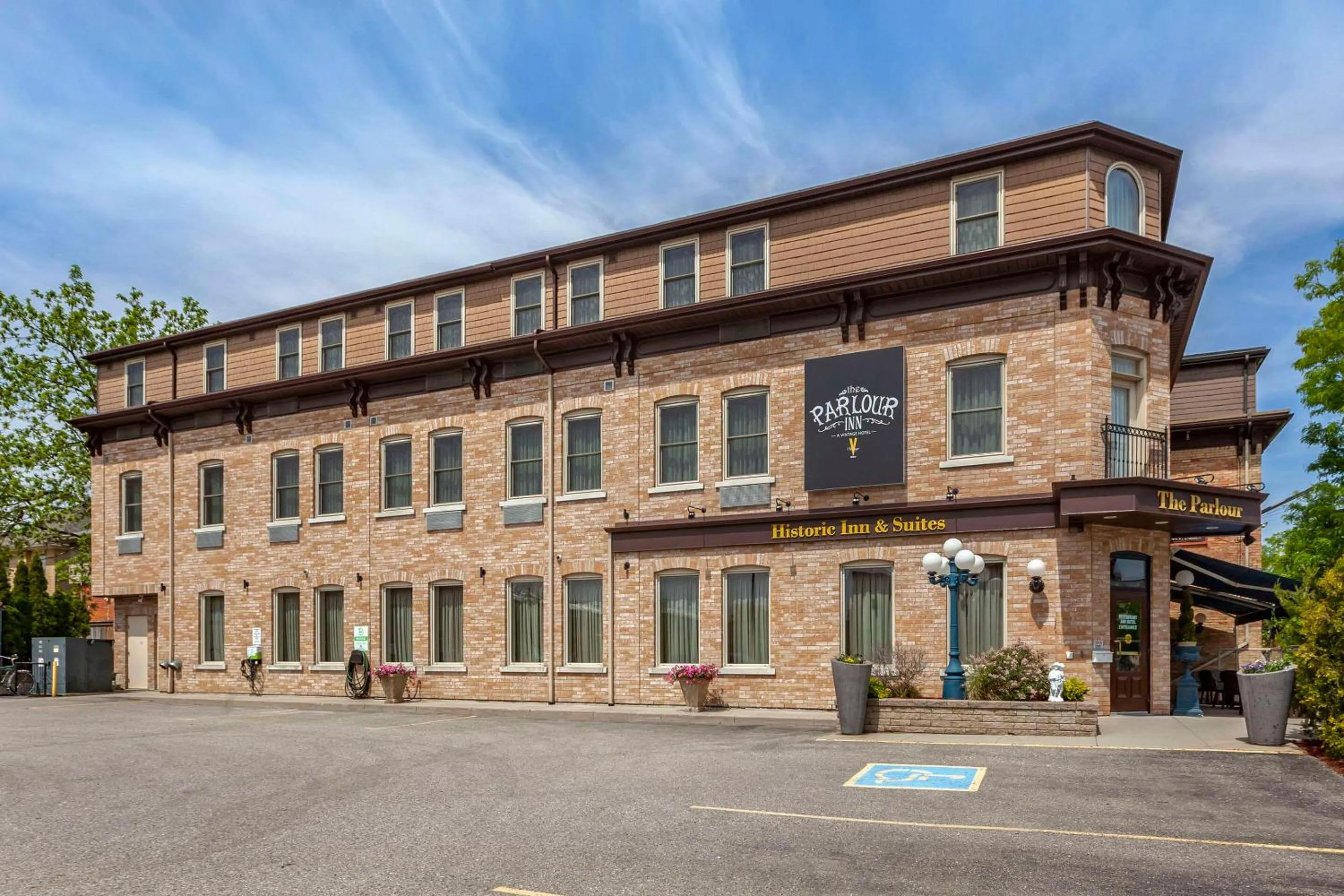 Property building in The Parlour Inn, an Ascend Collection Hotel