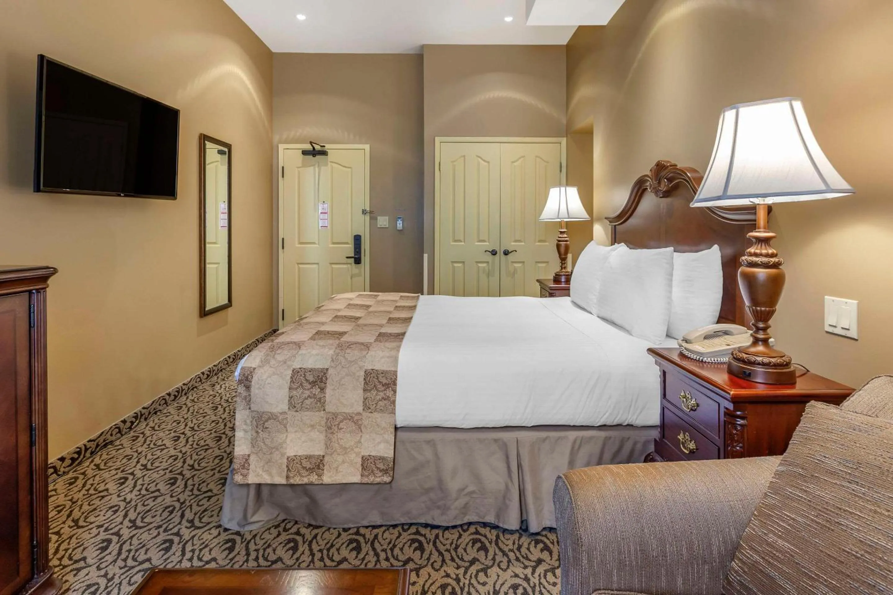 Bedroom, Bed in The Parlour Inn, an Ascend Collection Hotel