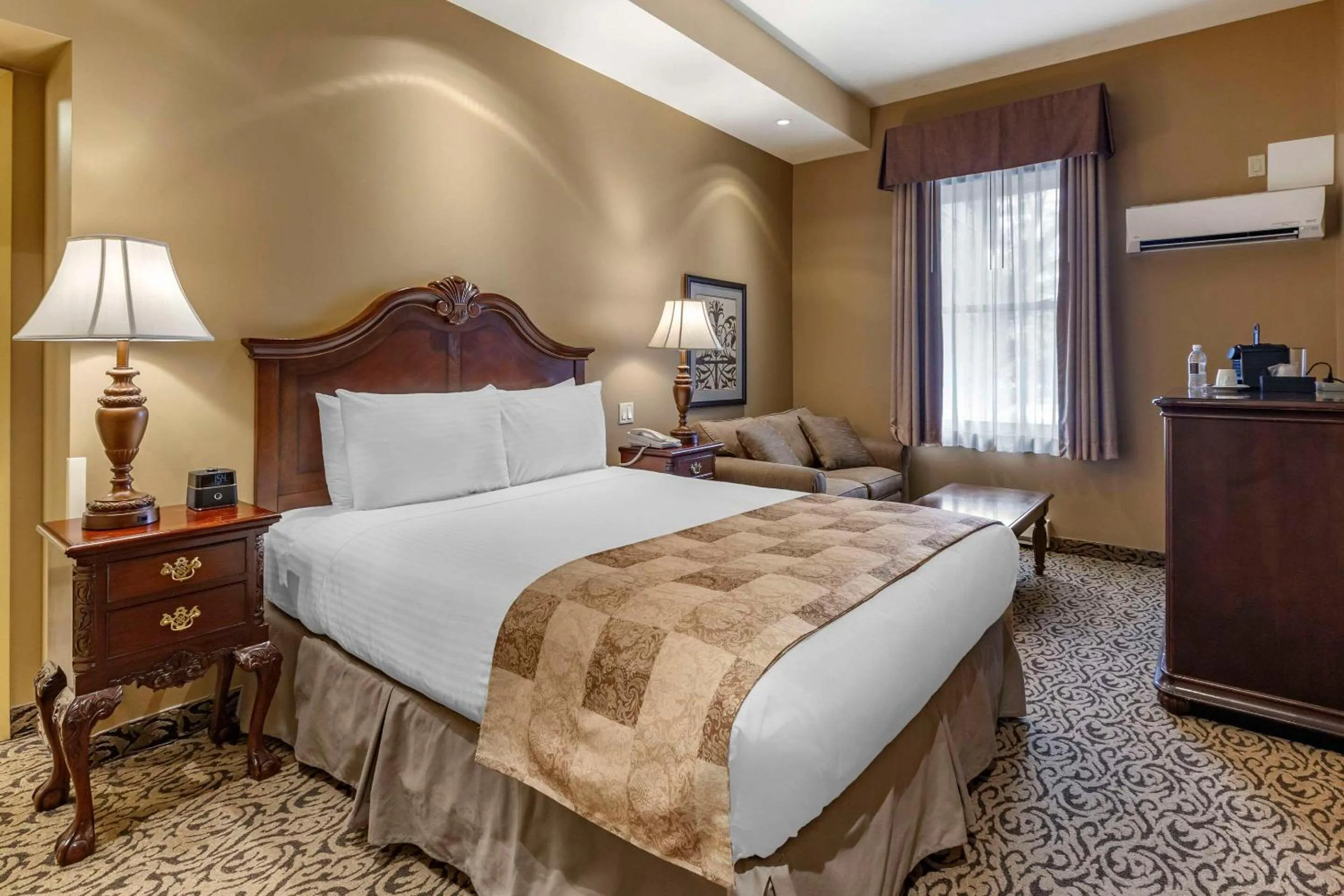 Bedroom, Bed in The Parlour Inn, an Ascend Collection Hotel