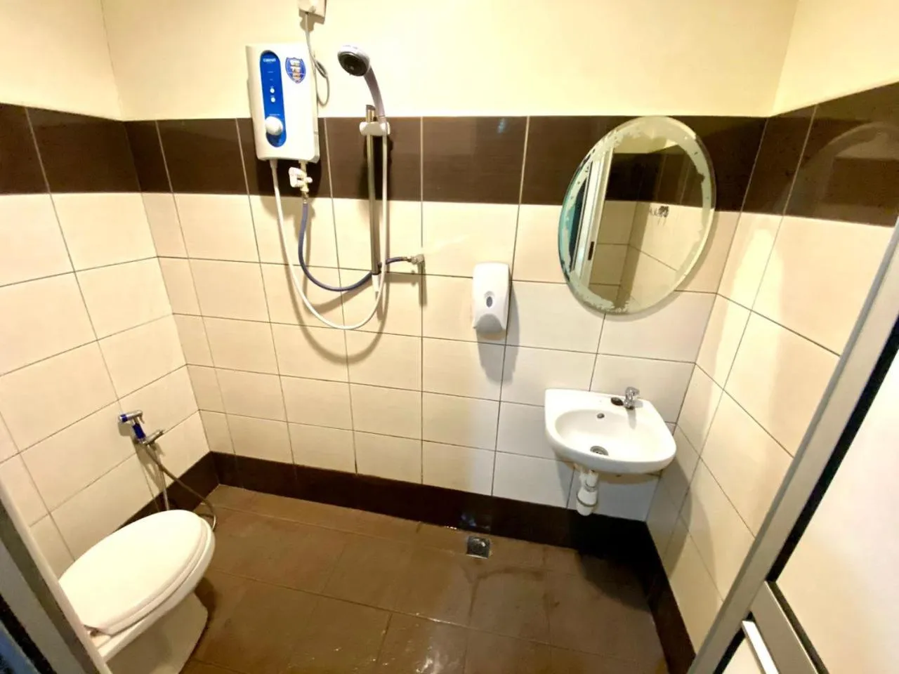 Toilet in Rimaniz Hotel Alor Setar