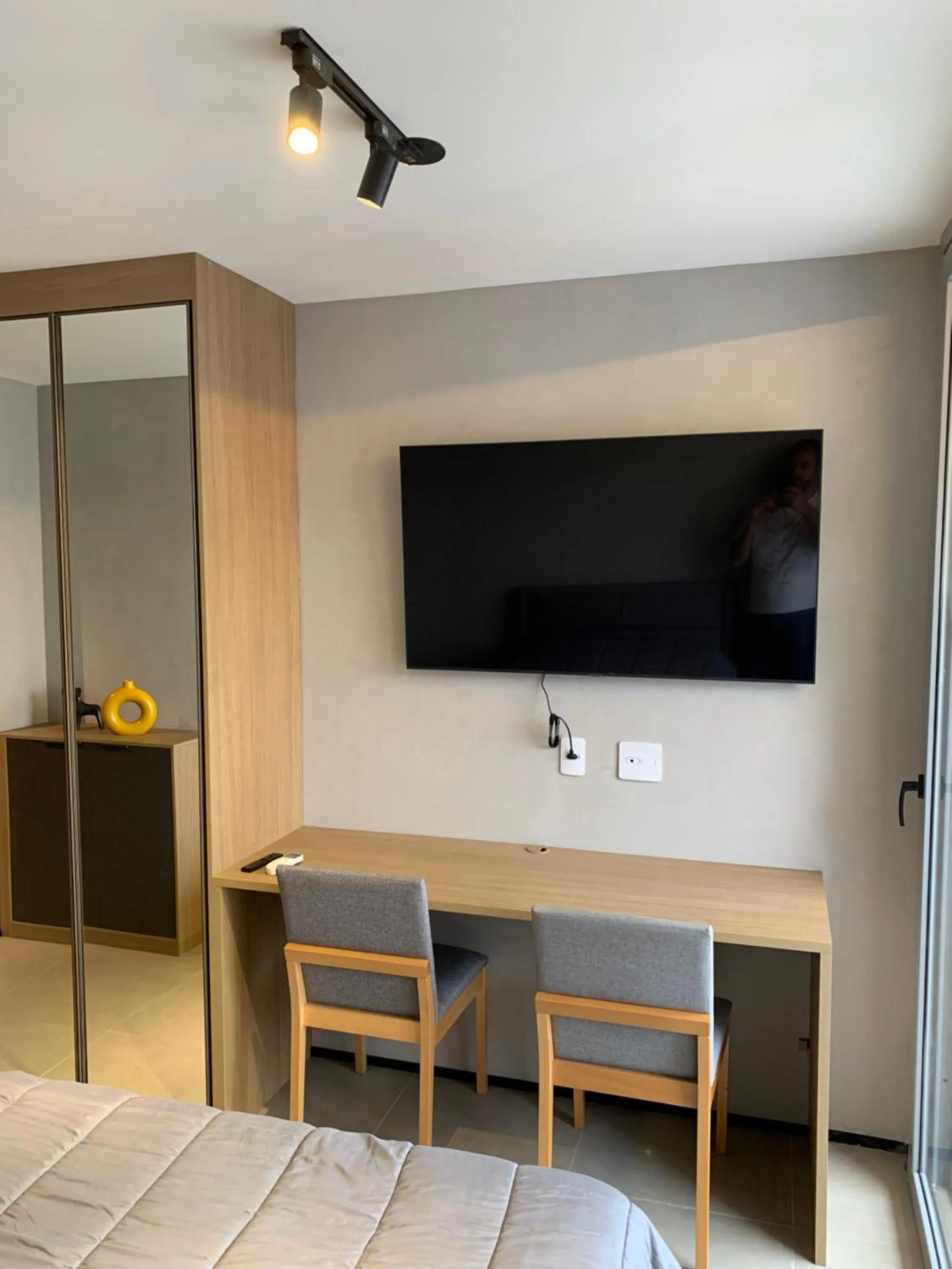 TV and multimedia in Studio ao lado do Shopping Ibirapuera