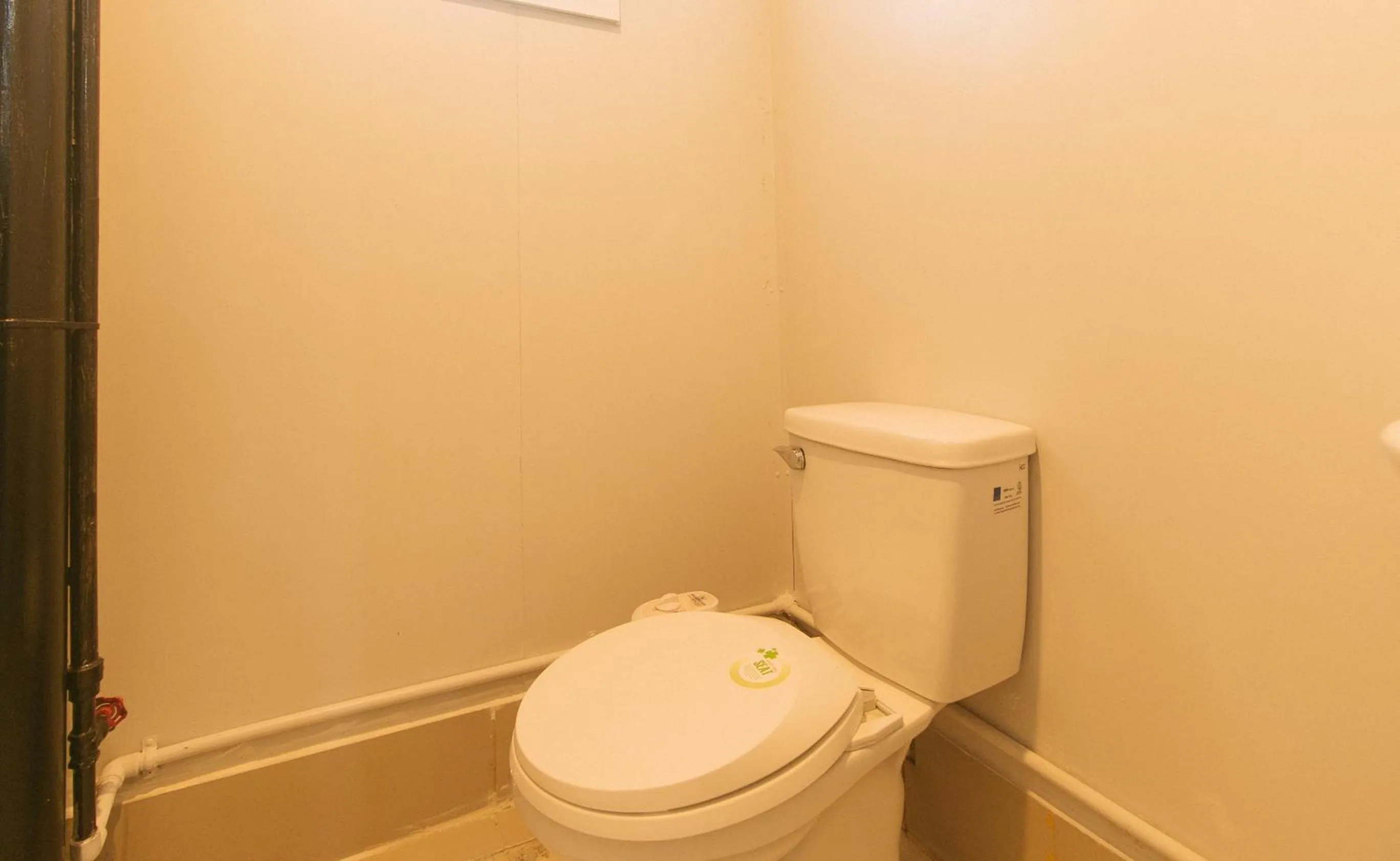 Toilet in Cadaya Resorts