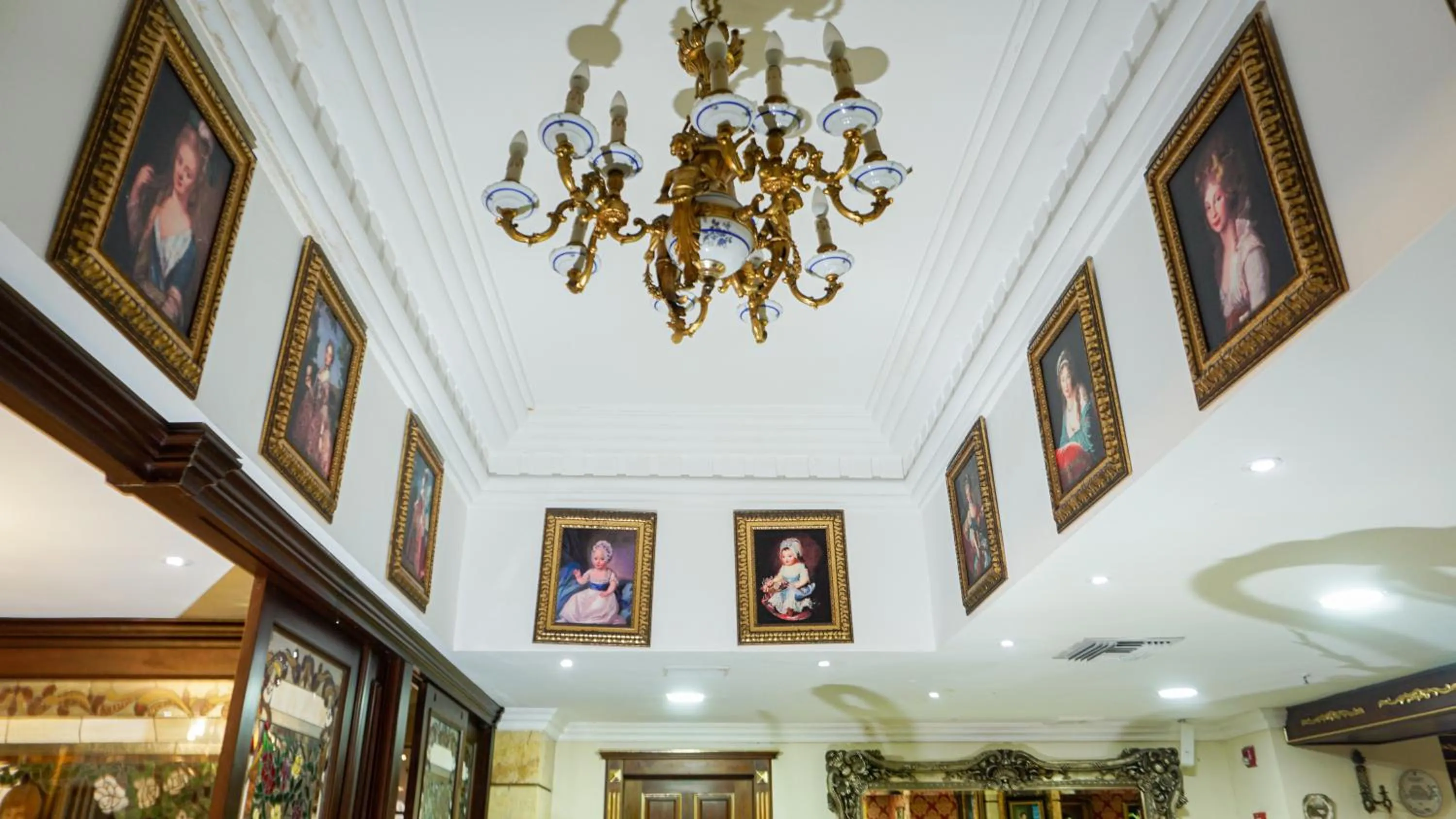 Lounge or bar in Hotel Windsor Barranquilla