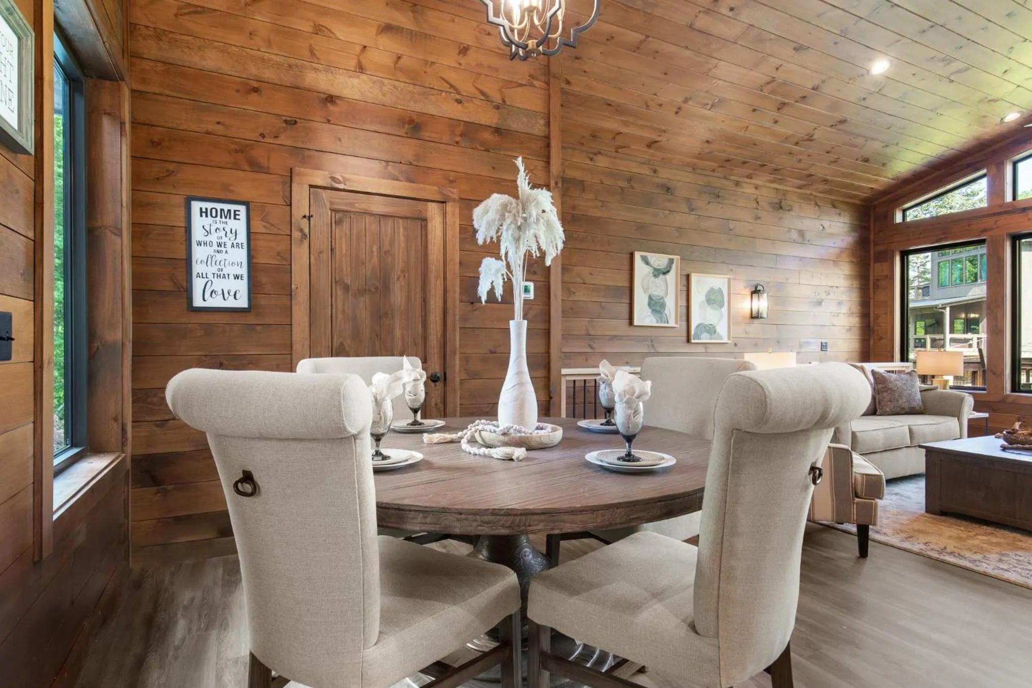 Property building in Hillside Retreat