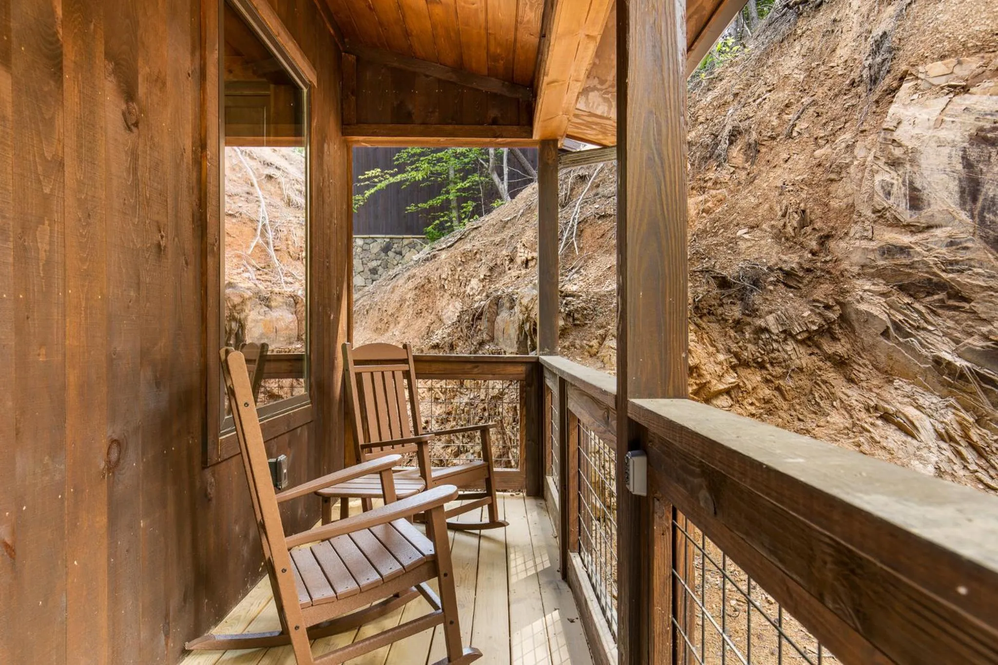 Property building in Hillside Retreat