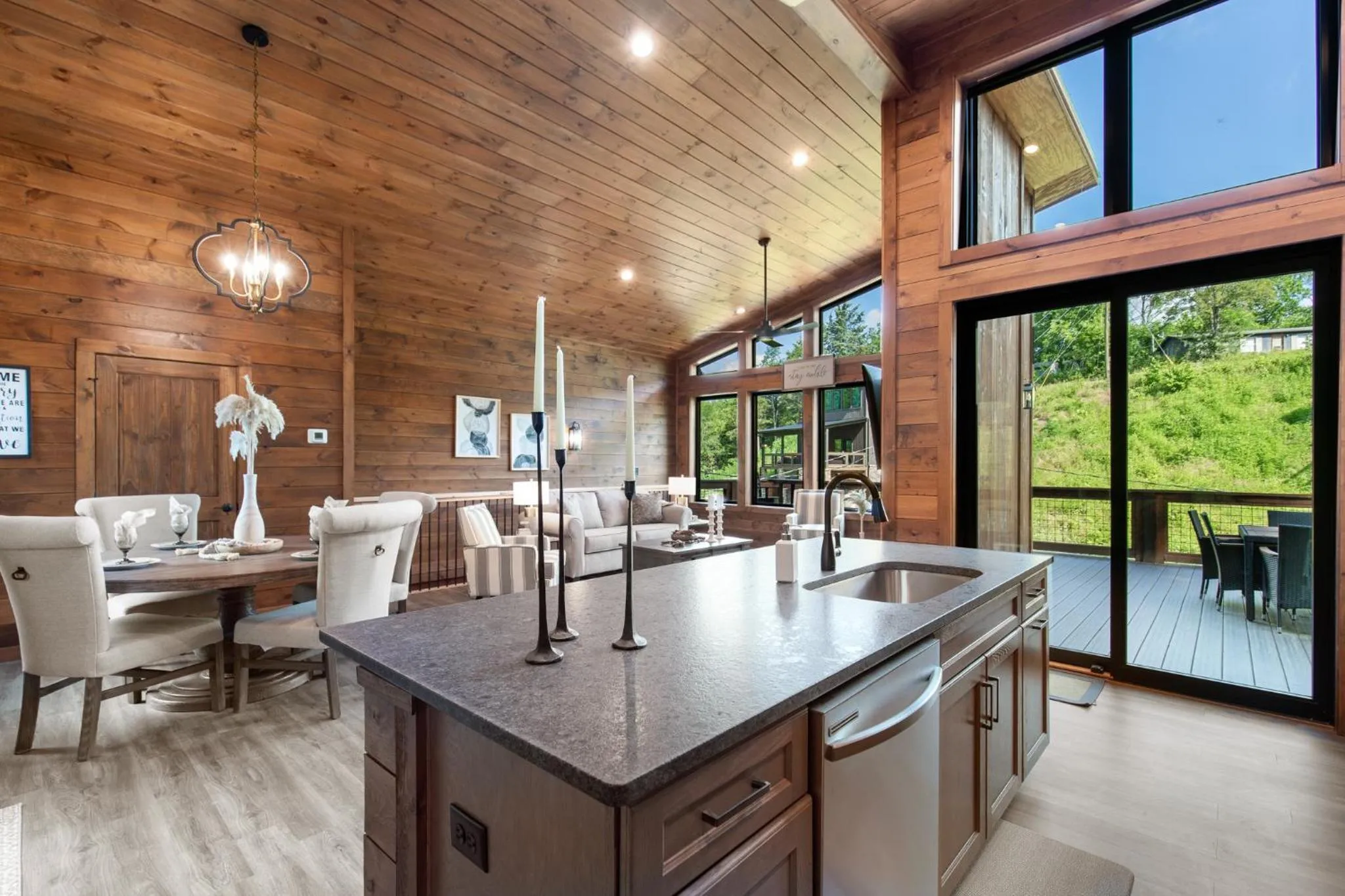 Property building in Hillside Retreat