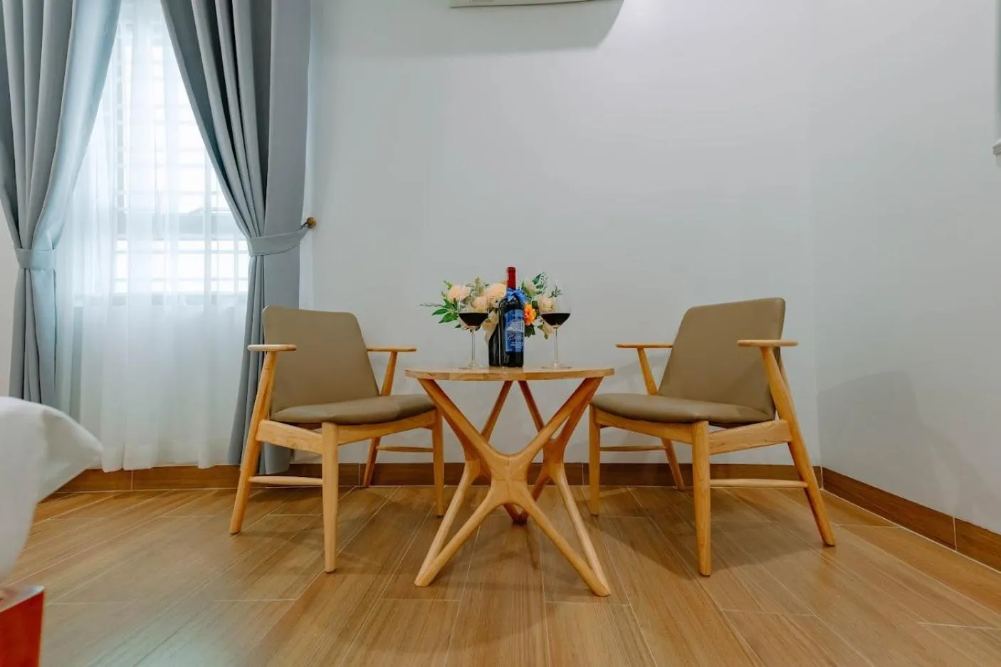 Seating area in Tuan Nam Hotel