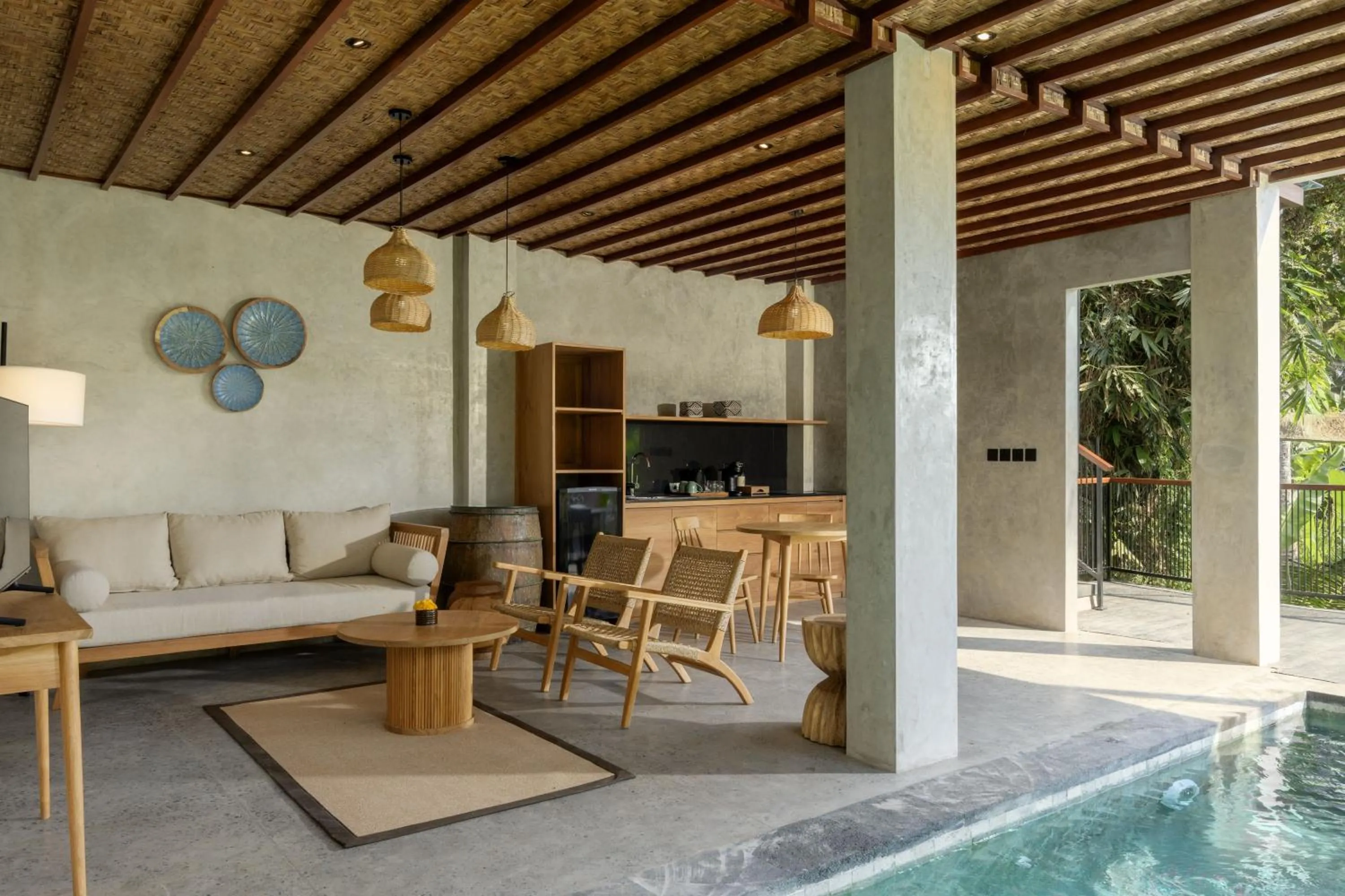 Property building in Inara Alas Harum