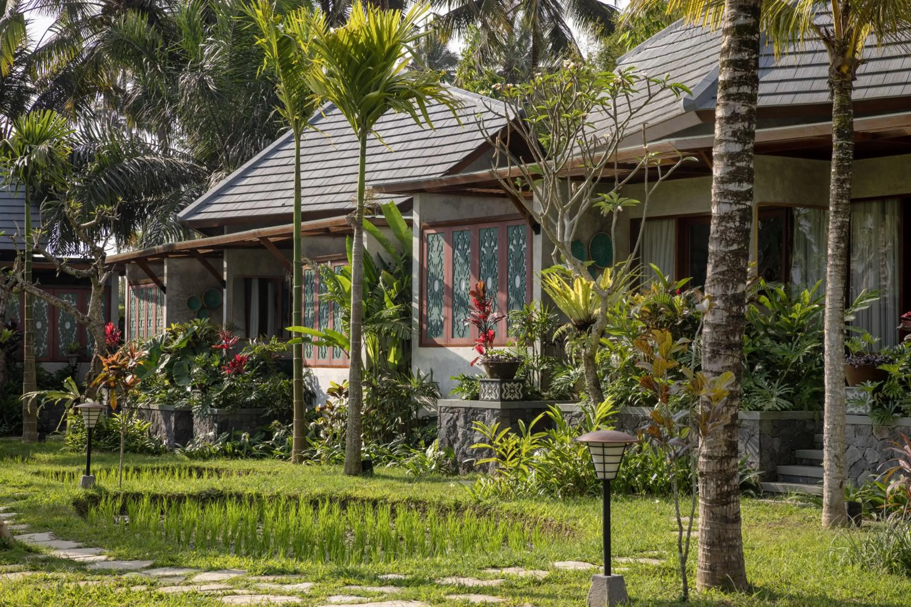 currency exchange in Inara Alas Harum