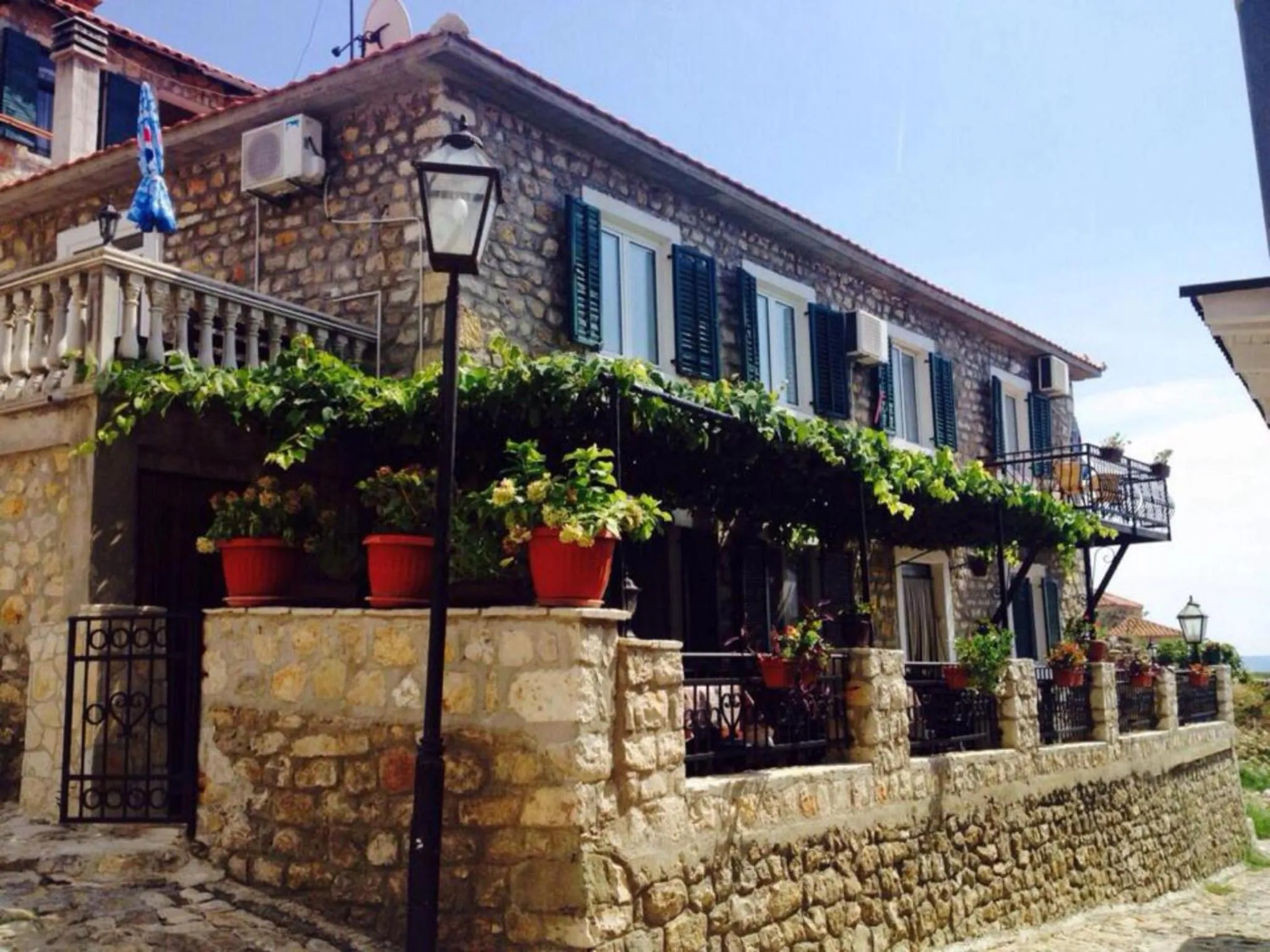 Property building in Apartments Zuto