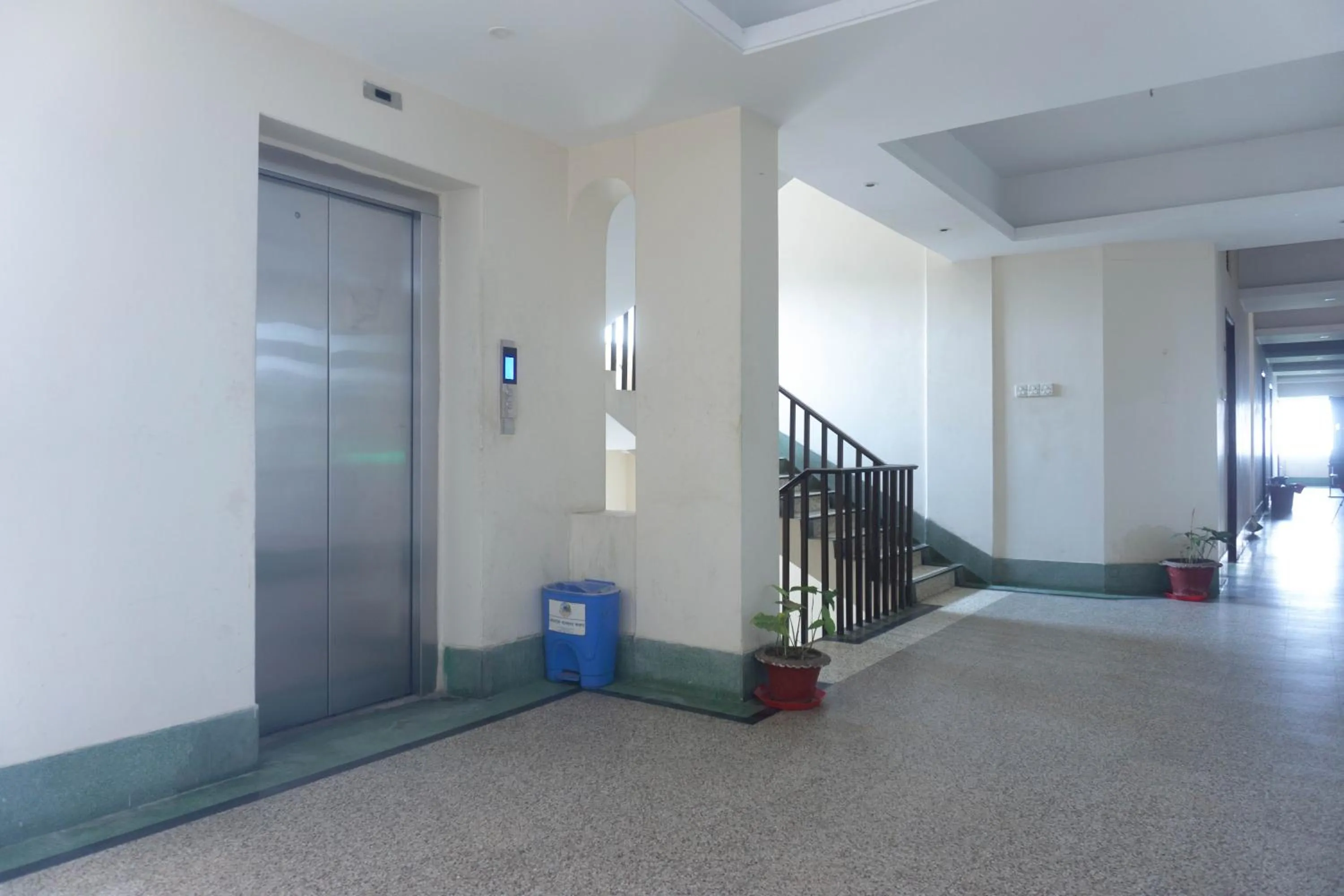 elevator in Hotel Golden Inn Chattagram Ltd