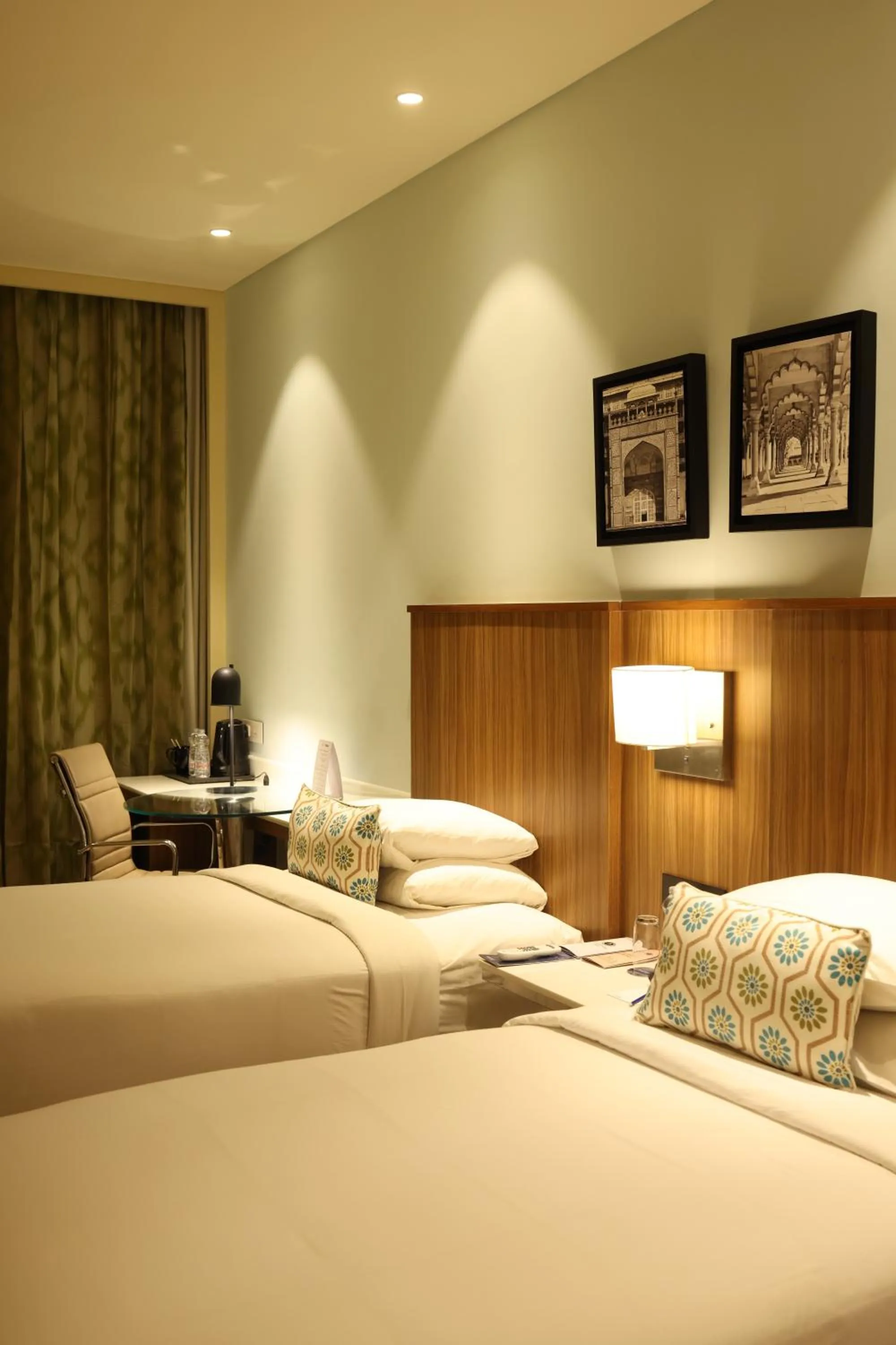 Bedroom, Bed in Fairfield by Marriott Agra