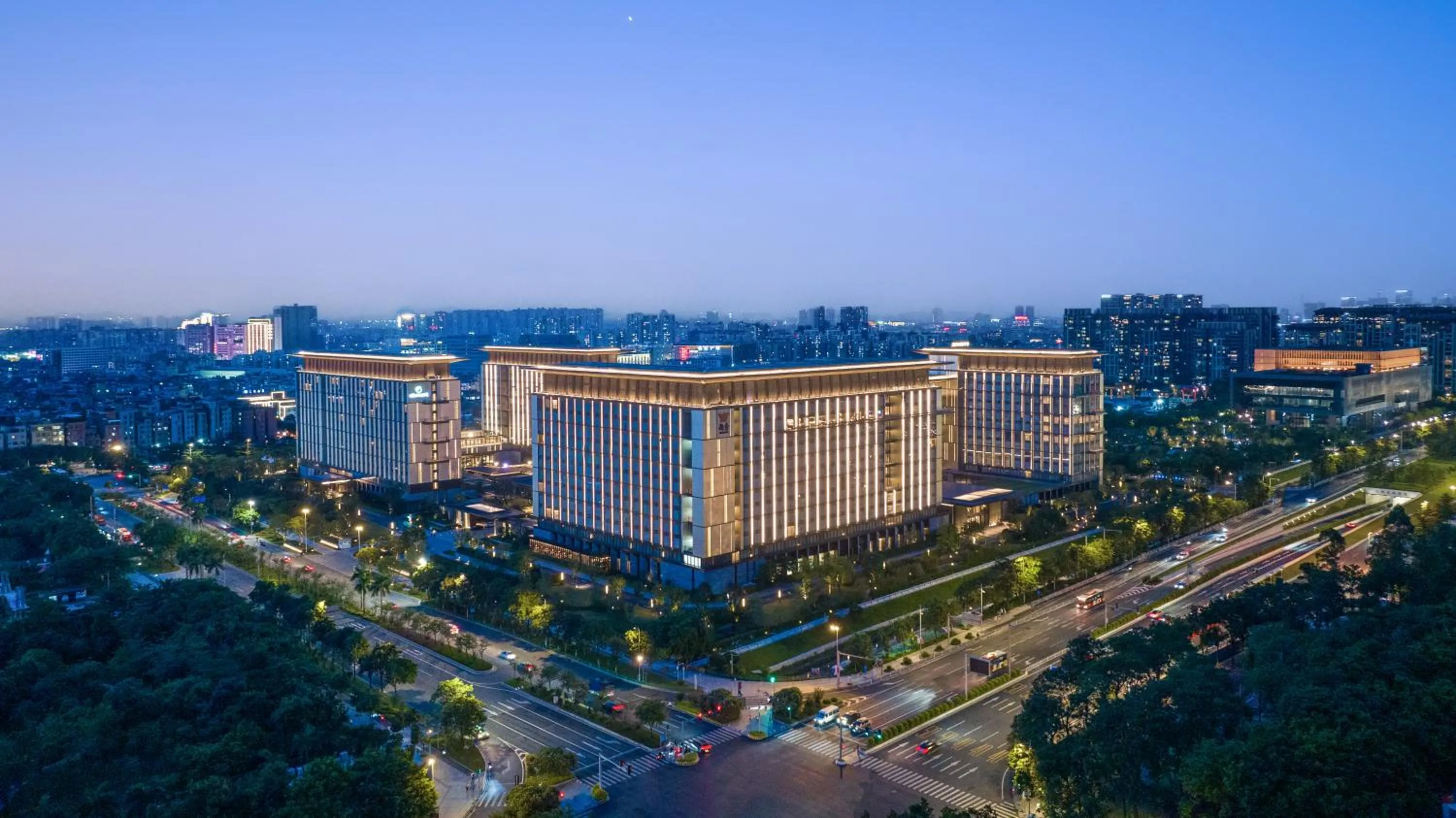 Property building in Element Guangzhou Baiyun