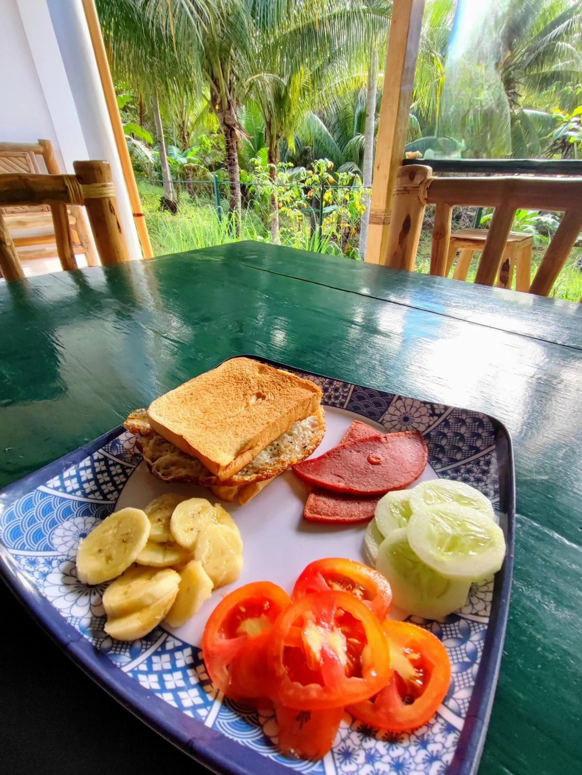 Food in Rose Apartments