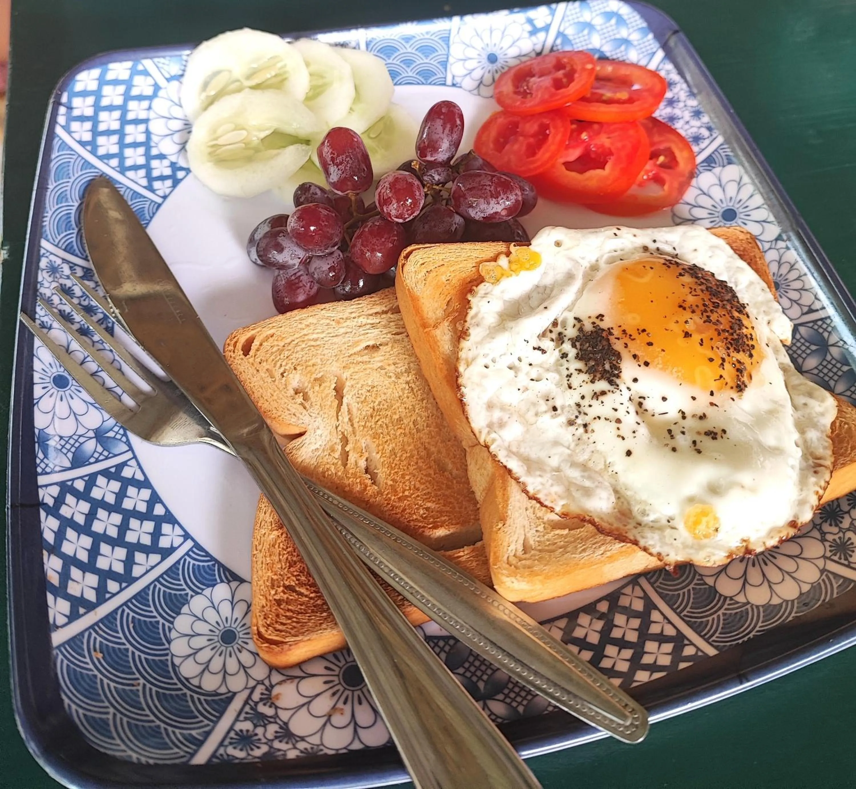 Food in Rose Apartments