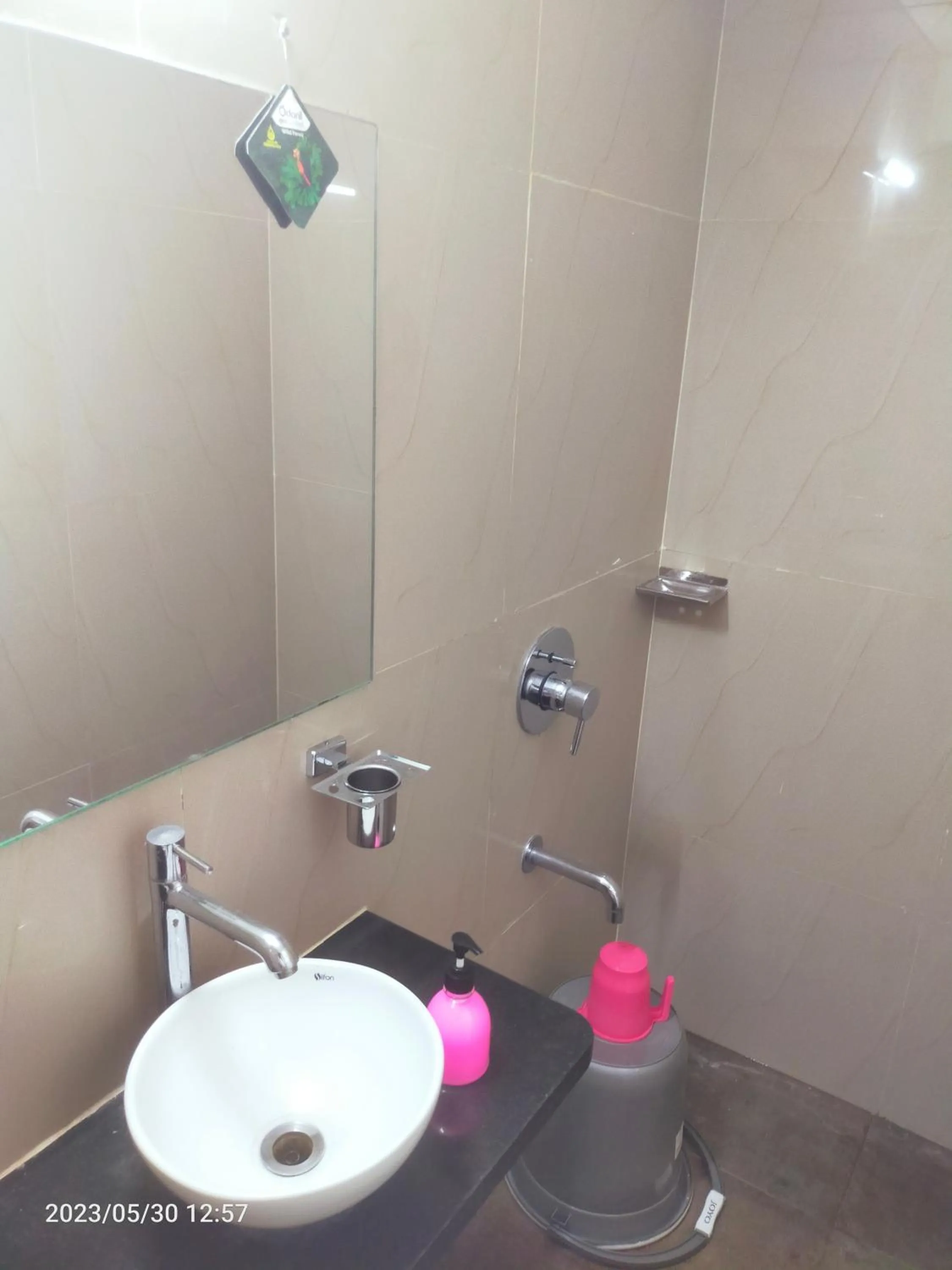 Bathroom in Hotel Precious Pearl