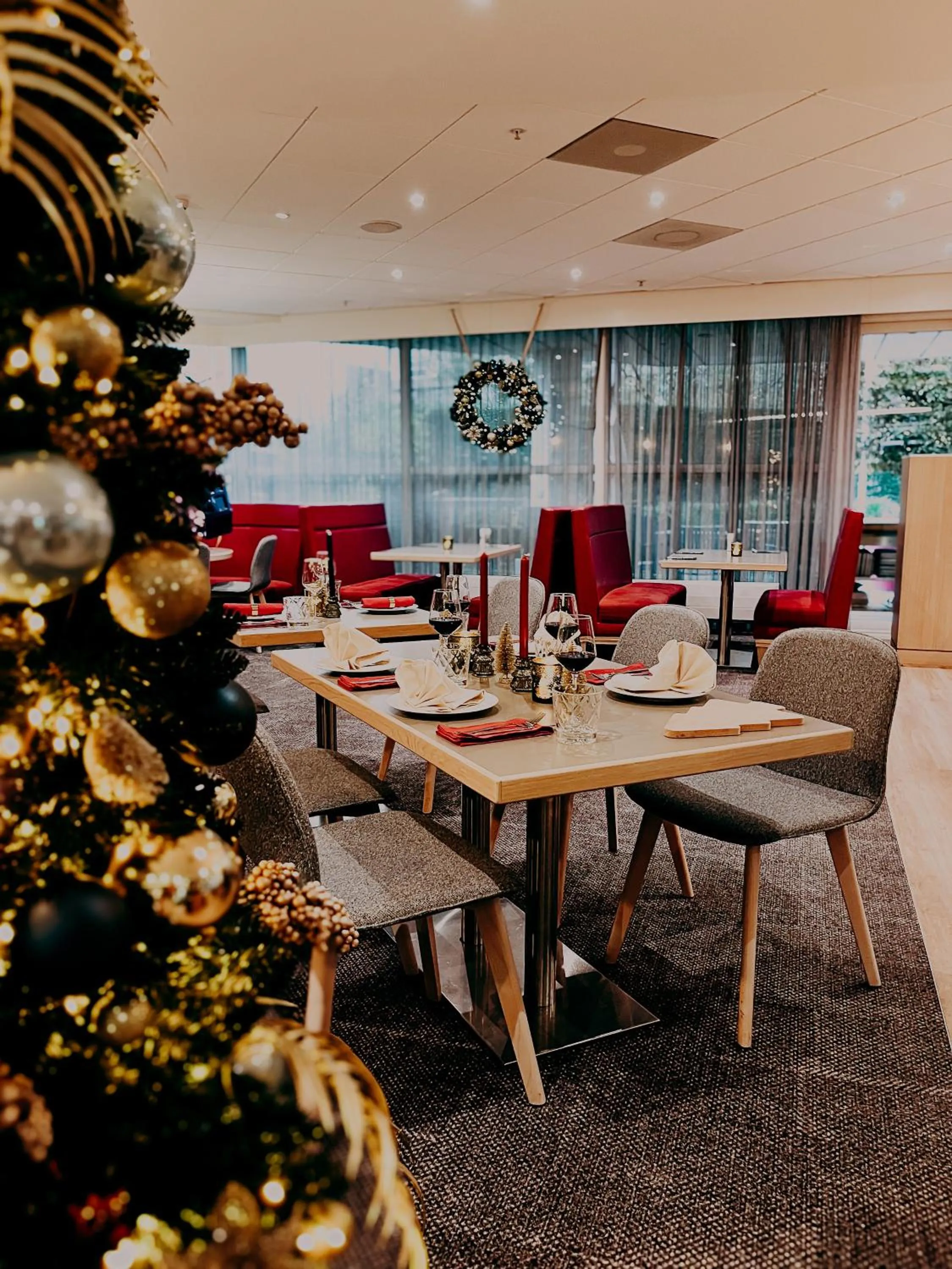 Restaurant/places to eat in Novotel Rotterdam Brainpark