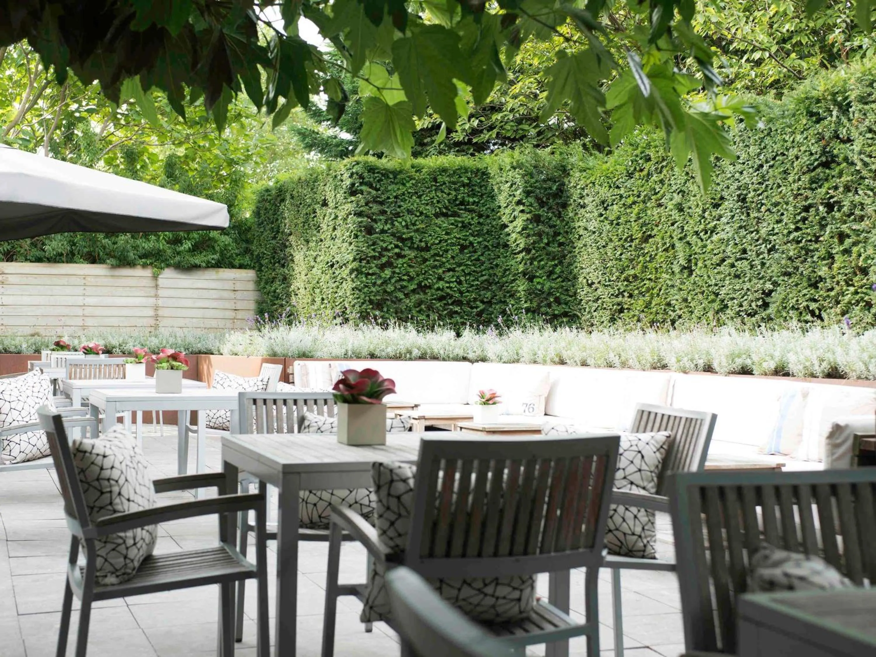 Restaurant/places to eat in Novotel Rotterdam Brainpark