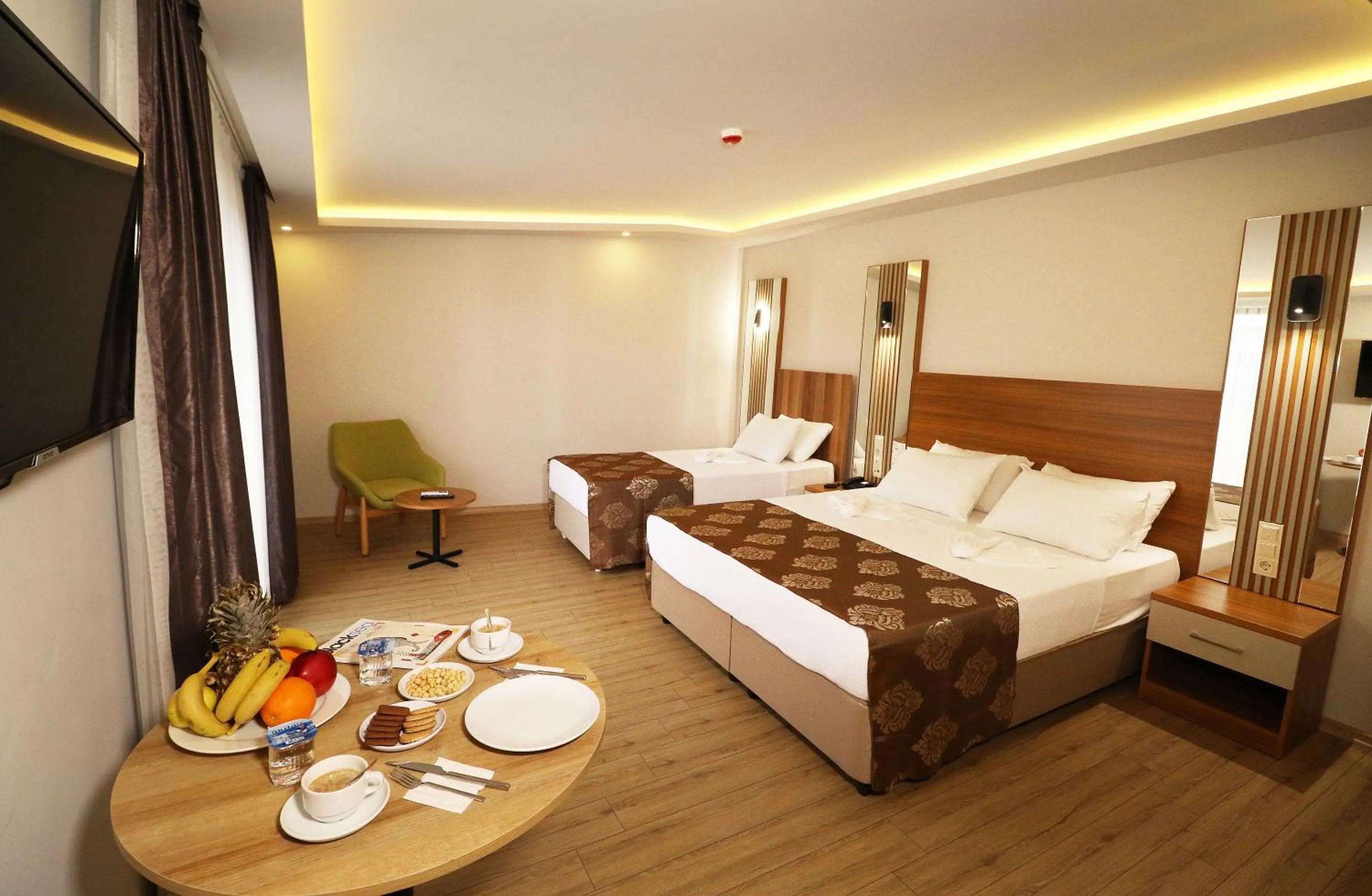 Bedroom in ALMIRCAN HOTEL