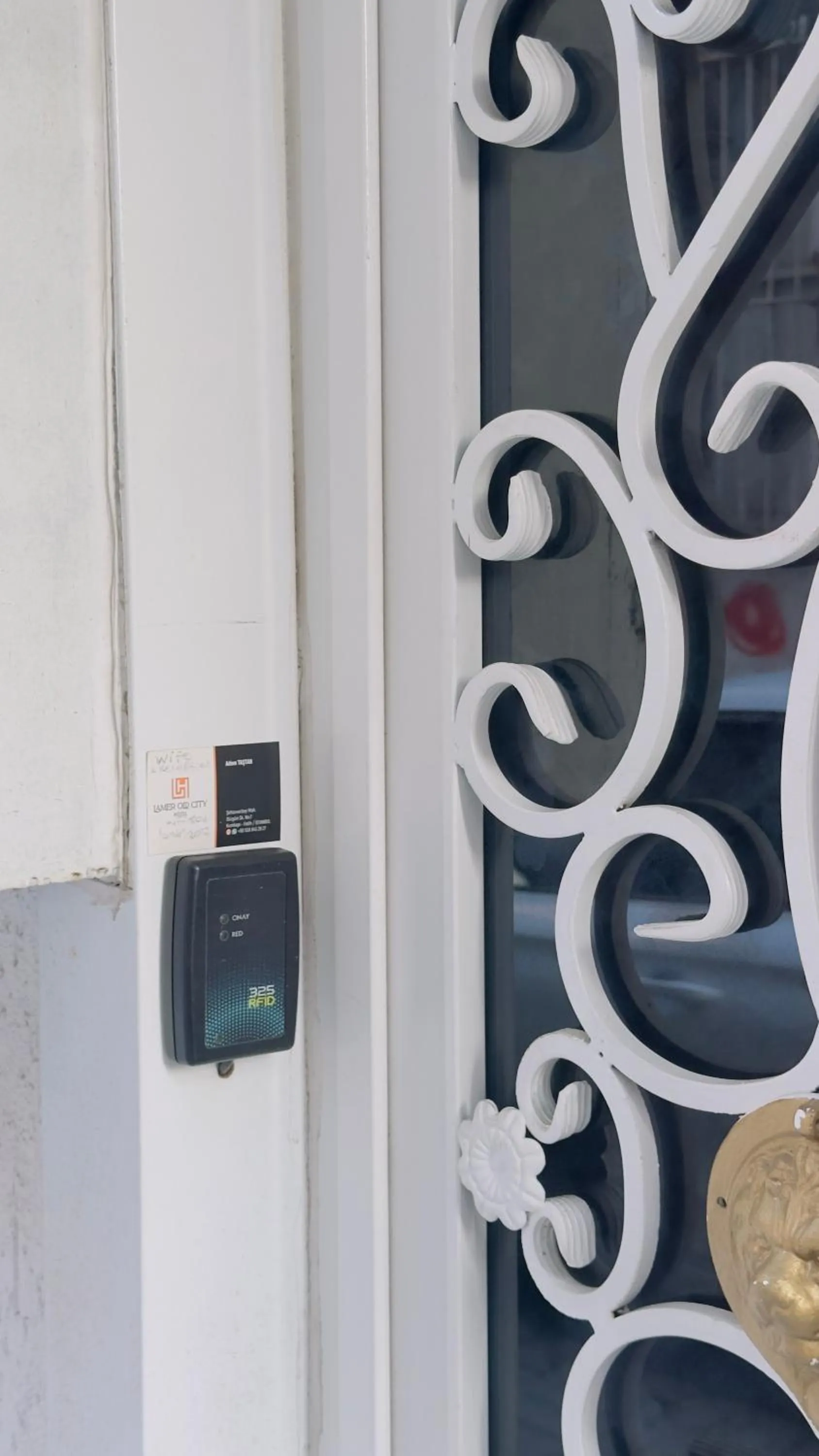 Facade/entrance in La Mer Old City Hotel