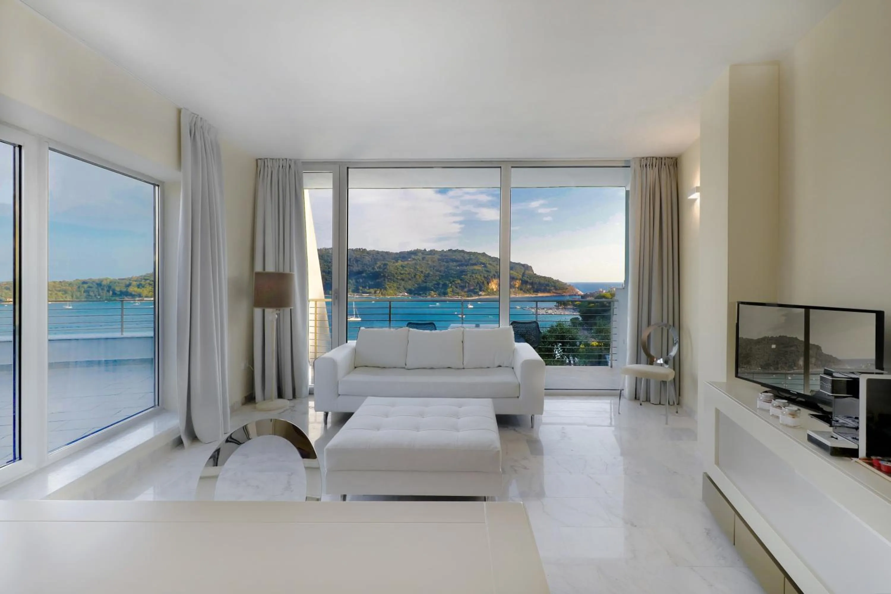 Living room in Cristallo Park Hotel