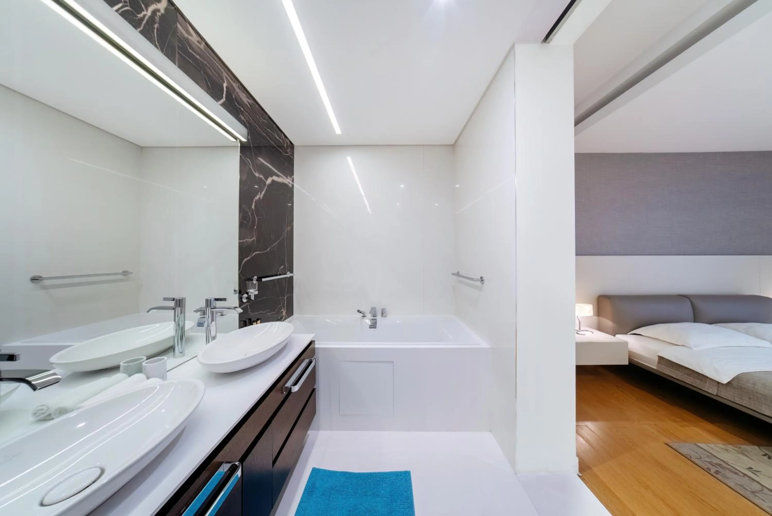 Bed in Luxury Waterfront Villa at Dukly Gardens