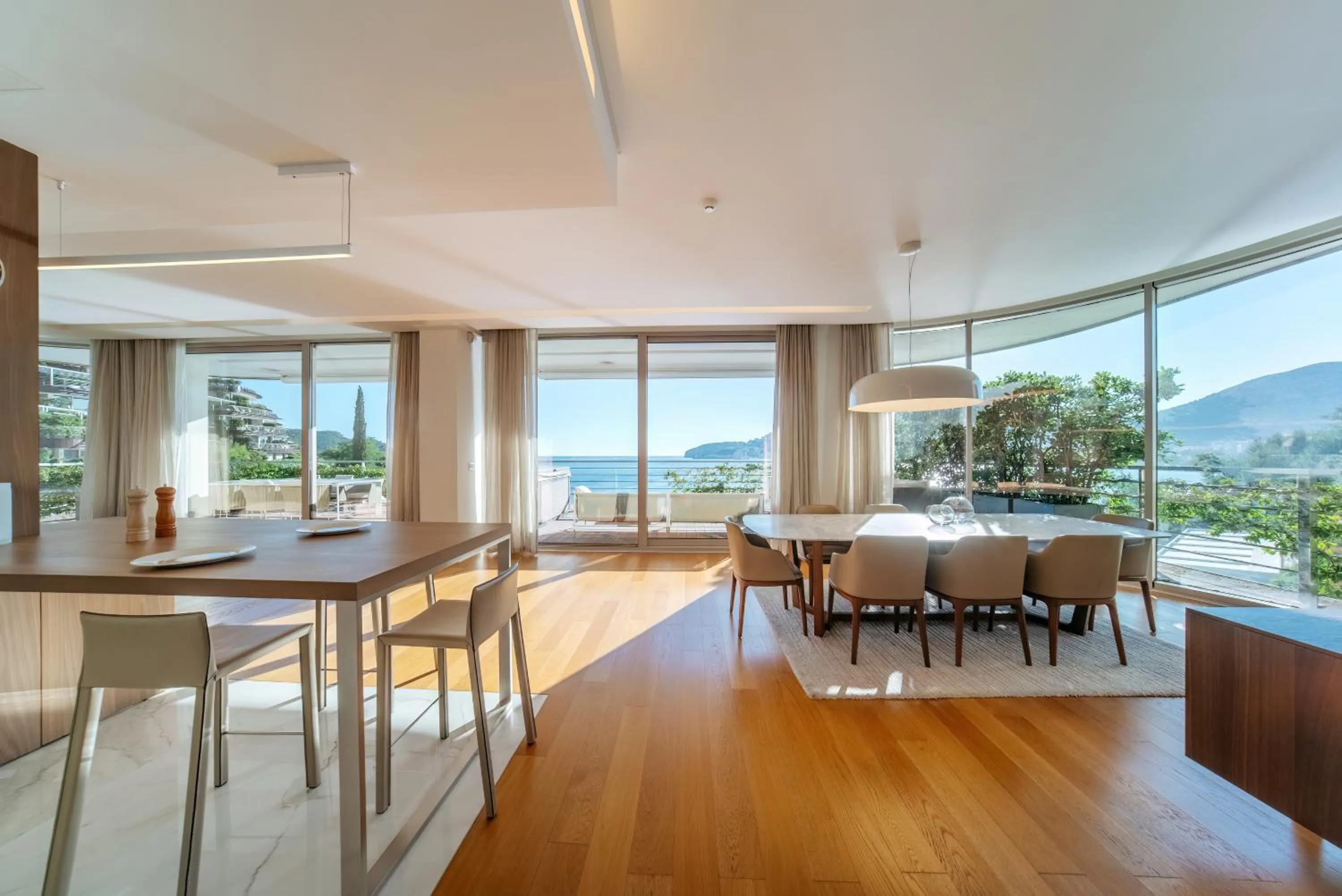 Natural landscape in Luxury Waterfront Villa at Dukly Gardens
