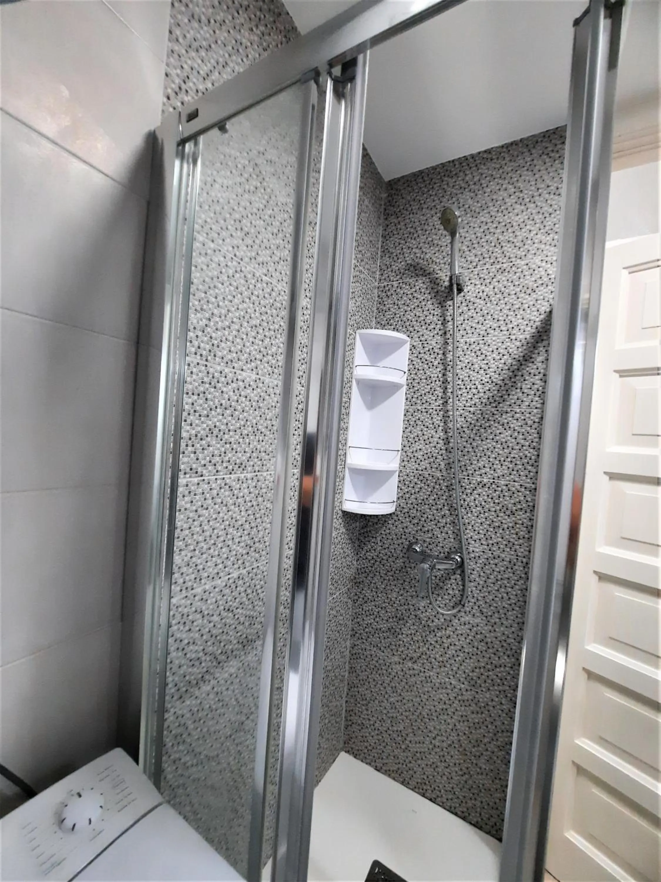 Shower in ZioCarlo/Las Americas