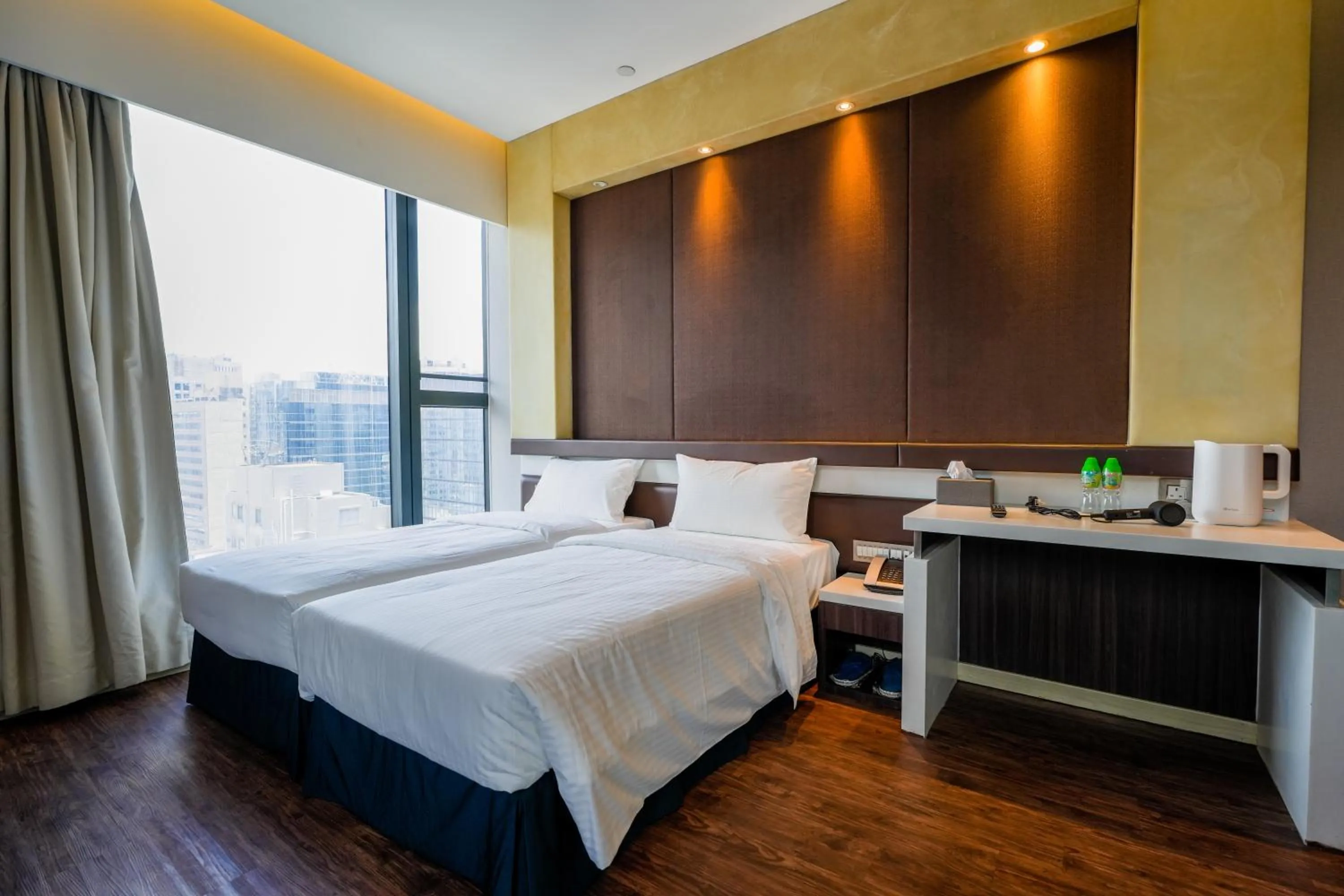 Epoch Hotel